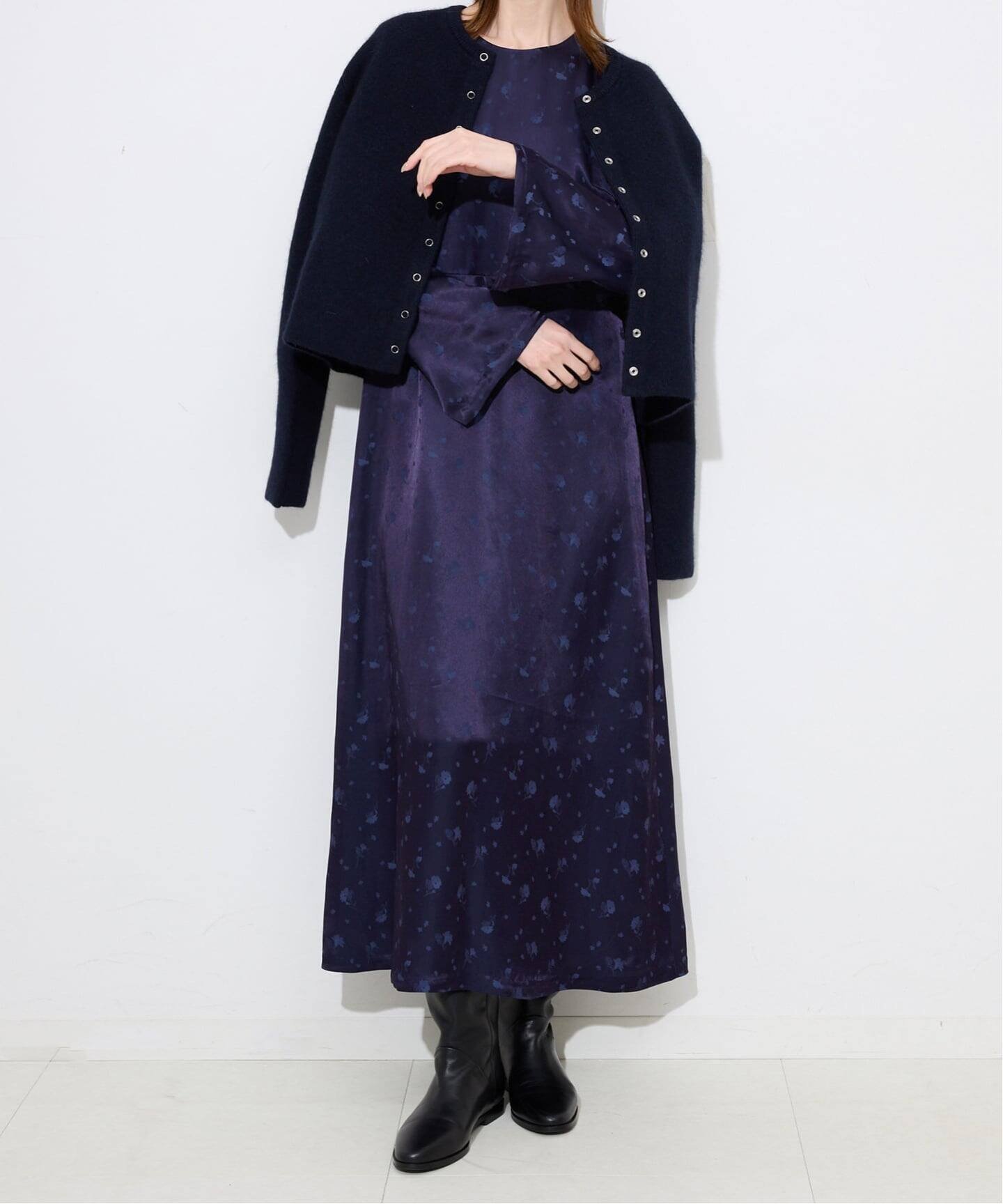 【スローブ イエナ/SLOBE IENA】のhabi フラワージャガードドレス インテリア・キッズ・メンズ・レディースファッション・服の通販 founy(ファニー) 　ファッション　Fashion　レディースファッション　Fashion for Women　ワンピース　Dresses　フォーマル・パーティードレス・結婚式用ドレス　Elegant & Casual Dresses　サテン　Satin, Glossy Fabric　ドレス　Dress, One-Piece　なめらか　Smooth, Silky Texture　バランス　Balance, Style Balance　フェミニン　Feminine, Girly　フレア　Flare, Flared　おすすめ　Recommended / Our Picks　エレガント 上品　Elegant　ホリデーシーズン　Holiday Season　結婚式　Wedding　2025年　2025　2025-2026秋冬・A/W　Autumn/Winter 2025–26 AW25–26　ネイビー|ID: prp329100004792189 ipo3291000000035069142