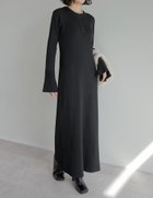 【リエディ/Re:EDIT】のフレアスリーブリブニットワンピース 人気、トレンドファッション・服の通販 founy(ファニー) ファッション Fashion レディースファッション Fashion for Women ワンピース Dresses ニットワンピース Knit Dresses カーディガン Cardigan, Knitwear キャップ Cap, Baseball Cap コンパクト Compact, Small Size シンプル Simple, Minimal スニーカー Sneakers, Trainers スリット Slit, Slit Detail スリーブ Sleeve, Long Sleeve / Short Sleeve トレンド Trend, Trending Now バランス Balance, Style Balance フレア Flare, Flared ベスト Vest, Waistcoat 無地 Plain, Solid Color リブニット Rib Knit, Ribbed Knit 冬 Winter / This Winter エレガント 上品 Elegant thumbnail ブラック|ID: prp329100004792197 ipo3291000000034771224