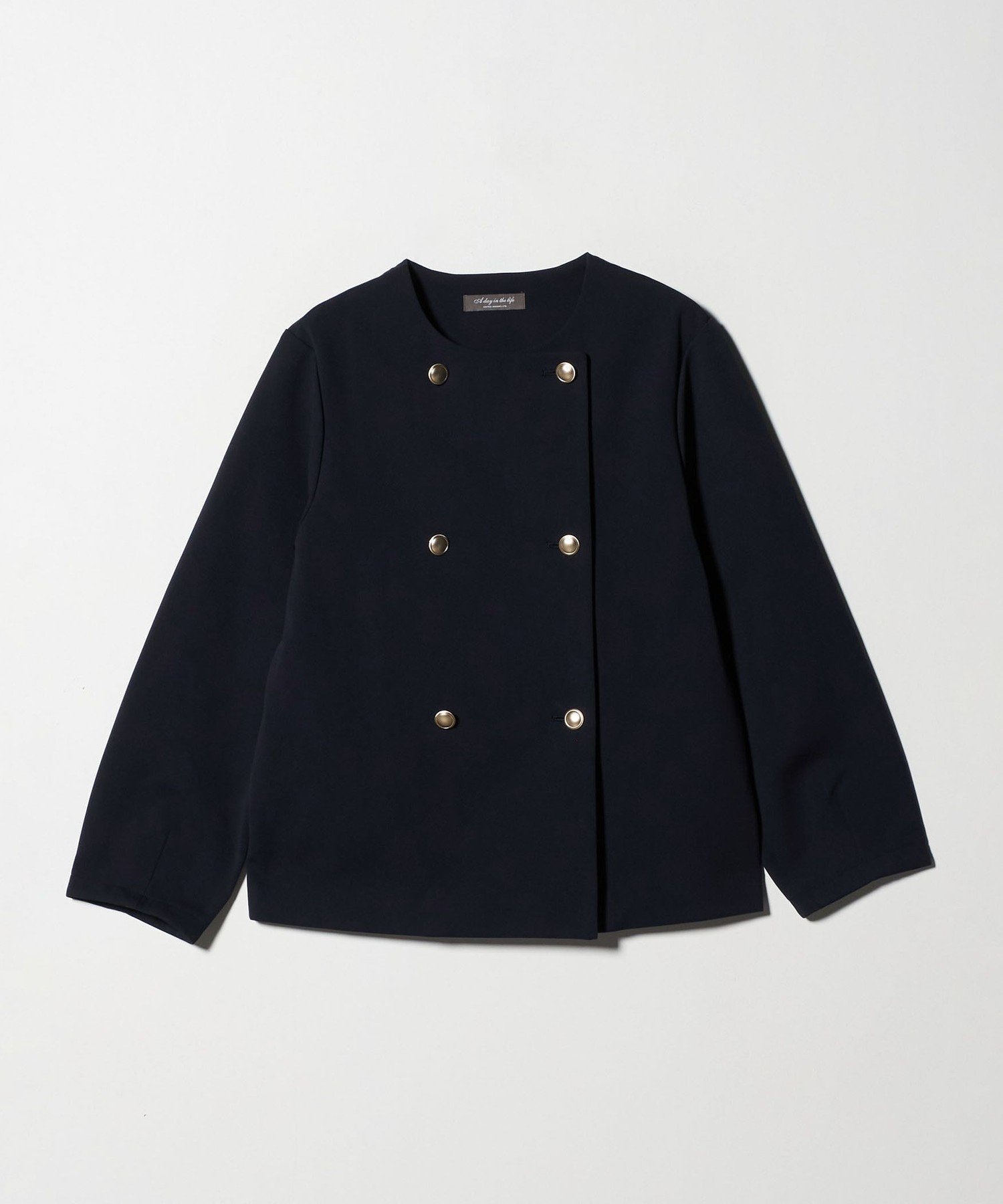 【ユナイテッドアローズ/UNITED ARROWS】のダブルニット ノーカラー カーディガンジャケット A DAY IN THE LIFE インテリア・キッズ・メンズ・レディースファッション・服の通販 founy(ファニー) 　ファッション　Fashion　レディースファッション　Fashion for Women　カットソー　Cut and Sewn Top　カーディガン　Cardigan, Knitwear　クラシカル　Classical, Vintage-Inspired　ジャケット　Jacket, Outerwear　ダブル　Double, Double-Breasted　トレンド　Trend, Trending Now　バランス　Balance, Style Balance　ボックス　Boxy, Box Shape　メタル　Metal, Metal Parts　ワイド　Wide, Wide Fit　アウトレット　Outlet / Clearance　ビジネス 仕事 通勤　Business / Work / Commuting　NAVY|ID: prp329100004792206 ipo3291000000034974889