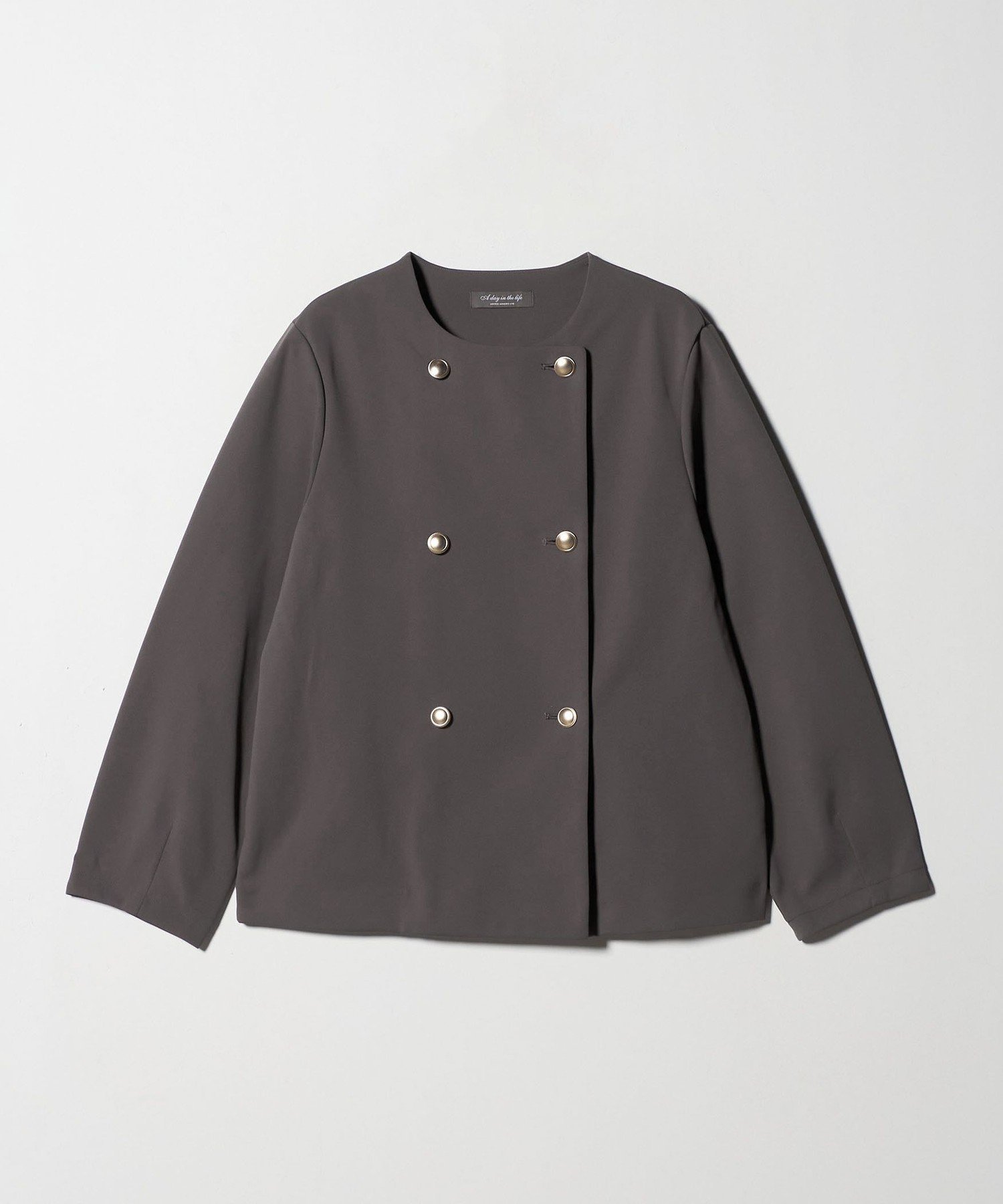 【ユナイテッドアローズ/UNITED ARROWS】のダブルニット ノーカラー カーディガンジャケット A DAY IN THE LIFE インテリア・キッズ・メンズ・レディースファッション・服の通販 founy(ファニー) 　ファッション　Fashion　レディースファッション　Fashion for Women　カットソー　Cut and Sewn Top　カーディガン　Cardigan, Knitwear　クラシカル　Classical, Vintage-Inspired　ジャケット　Jacket, Outerwear　ダブル　Double, Double-Breasted　トレンド　Trend, Trending Now　バランス　Balance, Style Balance　ボックス　Boxy, Box Shape　メタル　Metal, Metal Parts　ワイド　Wide, Wide Fit　アウトレット　Outlet / Clearance　ビジネス 仕事 通勤　Business / Work / Commuting　DK.BROWN|ID: prp329100004792206 ipo3291000000034974895