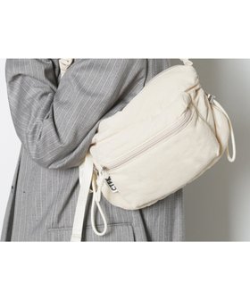 【キャセリーニ/CASSELINI】のCONTROL FREAK / CTFK 撥水ギャザークロスボディバッグ 人気、トレンドファッション・服の通販 founy(ファニー) ファッション Fashion レディースファッション Fashion for Women バッグ Bags おすすめ Recommended / Our Picks ウォーター Water ギャザー Gathered, Ruffled コンパクト Compact, Small Size ショルダー Shoulder, Shoulder Strap トレンド Trend, Trending Now フェミニン Feminine, Girly ベーシック Basic, Essential ポケット Pocket, Pocket Detail 傘 Umbrella, Parasol |ID:prp329100004792286