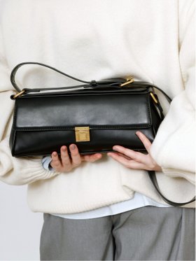 【タカキュー/TAKA-Q】のドロー/DRAW 横長 ショルダーバッグ 人気、トレンドファッション・服の通販 founy(ファニー) ファッション Fashion レディースファッション Fashion for Women バッグ Bags シンプル Simple, Minimal トレンド Trend, Trending Now モダン Modern, Contemporary ラップ Wrap, Wrap Design |ID:prp329100004792306