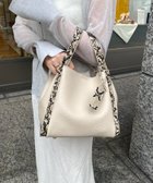 【ドゥドゥ/DouDou】の【ベストセラーアイテム】ミニショルダー付ソフトレザー調ミニバッグ 人気、トレンドファッション・服の通販 founy(ファニー) ファッション Fashion レディースファッション Fashion for Women アウター Coat / Outerwear Collection トップス・カットソー Cut & Sew Tops ベスト&ジレ / 重ね着スタイル Vests & Gilets バッグ Bags ショルダー Shoulder, Shoulder Strap シンプル Simple, Minimal スマート Smart, Elegant フィット Fit, Slim Fit リアル Real, Realistic A/W・秋冬 Autumn/Winter 冬 Winter / This Winter 再入荷 Restock / Back in Stock 2024年 2024 2024-2025秋冬・A/W Autumn/Winter 2024–25 AW24–25 thumbnail アイボリー|ID: prp329100004792323 ipo3291000000035164424