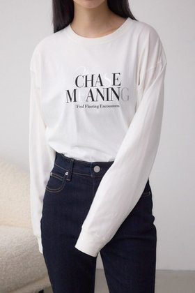 【アズール バイ マウジー/AZUL by moussy】のメタリックパーツプリントロングTシャツ 人気、トレンドファッション・服の通販 founy(ファニー) ファッション Fashion レディースファッション Fashion for Women トップス・カットソー Cut & Sew Tops シャツ・ブラウス・オフィスカジュアル Elegant Blouses & Button-Ups ロングTシャツ・Tシャツ Longline T-Shirts & Tees インナー Innerwear カーディガン Cardigan, Knitwear ジャケット Jacket, Outerwear プリント Print, Printed Pattern |ID:prp329100004792329