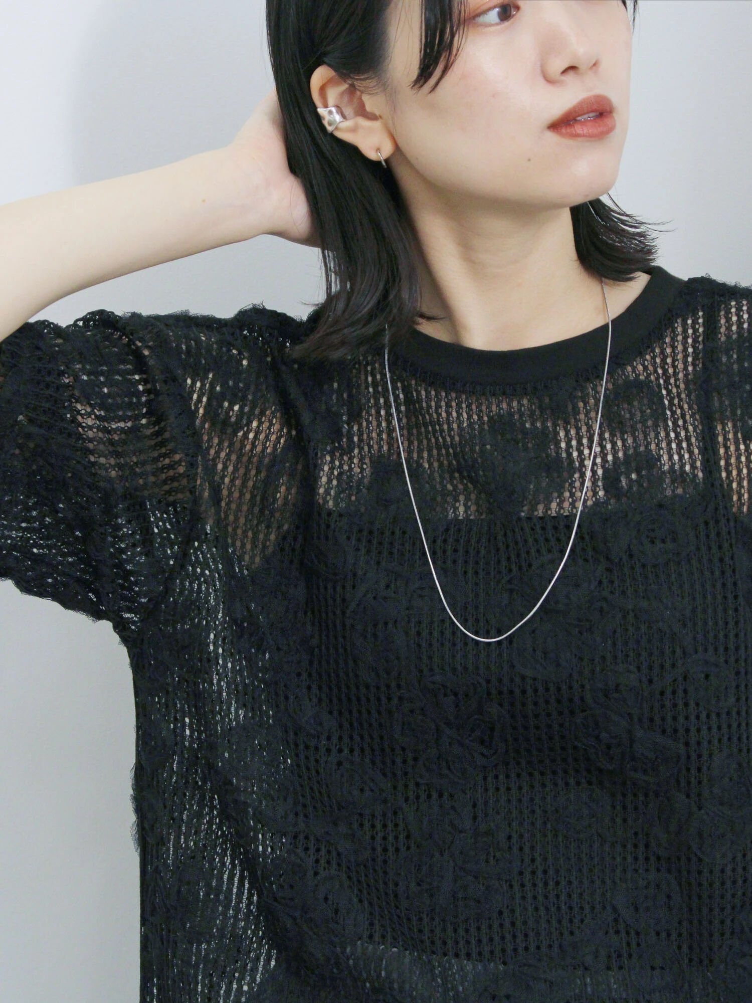 【サマンサモスモス/Samansa Mos2】のチュールフラワーコードTシャツ インテリア・キッズ・メンズ・レディースファッション・服の通販 founy(ファニー) 　ファッション　Fashion　レディースファッション　Fashion for Women　トップス・カットソー　Cut & Sew Tops　シャツ・ブラウス・オフィスカジュアル　Elegant Blouses & Button-Ups　ロングTシャツ・Tシャツ　Longline T-Shirts & Tees　インナー　Innerwear　透かし　Cut-Out, Lacework　ブラック|ID: prp329100004792385 ipo3291000000034772478