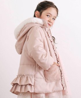 【ベベ オンライン ストア/BEBE ONLINE STORE / KIDS】のふわふわファーポケットフリルたっぷり中綿ロングコート(90~130cm) 人気、トレンドファッション・服の通販 founy(ファニー) ファッション Fashion キッズファッション Fashion for Kids 秋 Autumn タフタ Taffeta, Structured Fabric チェック Check, Plaid, Tartan フェミニン Feminine, Girly フリル Frill, Ruffle フレンチ French, French Style ポケット Pocket, Pocket Detail ミックス Mix, Mixed Style モチーフ Motif, Design Theme ロング Long, Long-Length 冬 Winter / This Winter A/W・秋冬 Autumn/Winter おすすめ Recommended / Our Picks お家時間・ステイホーム Stay Home / At Home エレガント 上品 Elegant 2025年 2025 2025-2026秋冬・A/W Autumn/Winter 2025–26 AW25–26 |ID:prp329100004792539