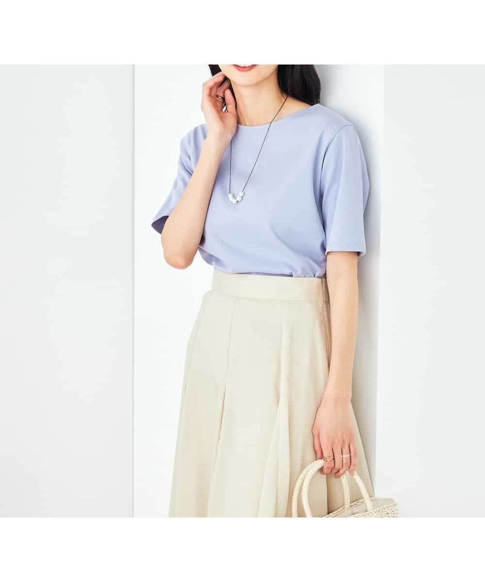 【アー ヴェー ヴェー/a.v.v】の【接触冷感/UVカット】大人のリッチTシャツ インテリア・キッズ・メンズ・レディースファッション・服の通販 founy(ファニー) 　ファッション　Fashion　レディースファッション　Fashion for Women　トップス・カットソー　Cut & Sew Tops　シャツ・ブラウス・オフィスカジュアル　Elegant Blouses & Button-Ups　ロングTシャツ・Tシャツ　Longline T-Shirts & Tees　インナー　Innerwear　洗える　Machine Washable　ジャケット　Jacket, Outerwear　スリット　Slit, Slit Detail　セットアップ　Set-Up, Coordinated Outfit　ベーシック　Basic, Essential　ボトム　Bottoms, Lower Wear　無地　Plain, Solid Color　再入荷　Restock / Back in Stock　おすすめ　Recommended / Our Picks　夏　Summer　ビジネス 仕事 通勤　Business / Work / Commuting　ライトブルー|ID: prp329100004792590 ipo3291000000034774096