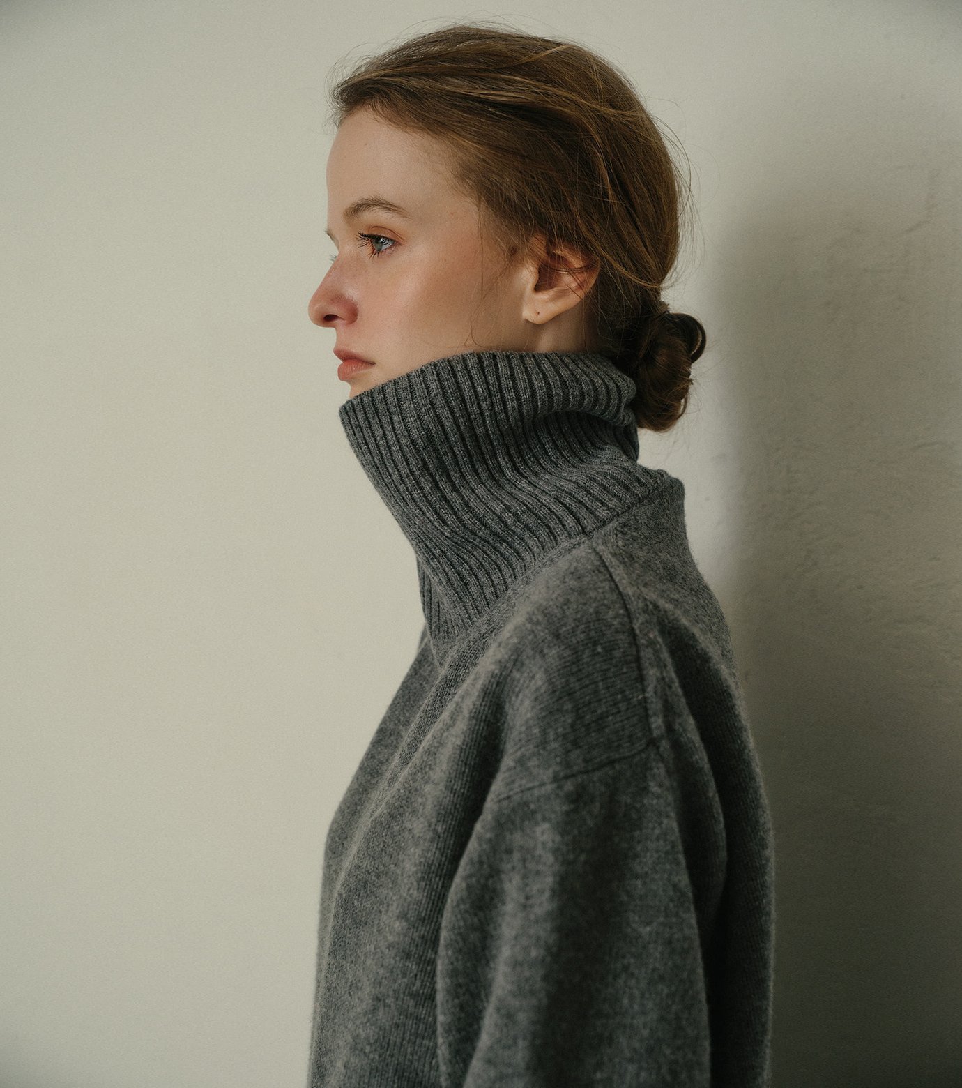 【ルシェル ブルー/LE CIEL BLEU】のタートルネックニットプルオーバー / Turtle-Neck Knit Pullover インテリア・キッズ・メンズ・レディースファッション・服の通販 founy(ファニー) 　ファッション　Fashion　レディースファッション　Fashion for Women　トップス・カットソー　Cut & Sew Tops　ニット　Knit Tops & Sweaters　カジュアルプルオーバー・ニットトップス　Pullovers & Knit Tops / Casual Pullovers　タートルネック・ハイネックトップス　Turtlenecks & High-Neck Tops　シンプル　Simple, Minimal　タートルネック　Turtleneck, High Neck　ダウン　Down, Puffer　ベーシック　Basic, Essential　グレー|ID: prp329100004792591 ipo3291000000035012579