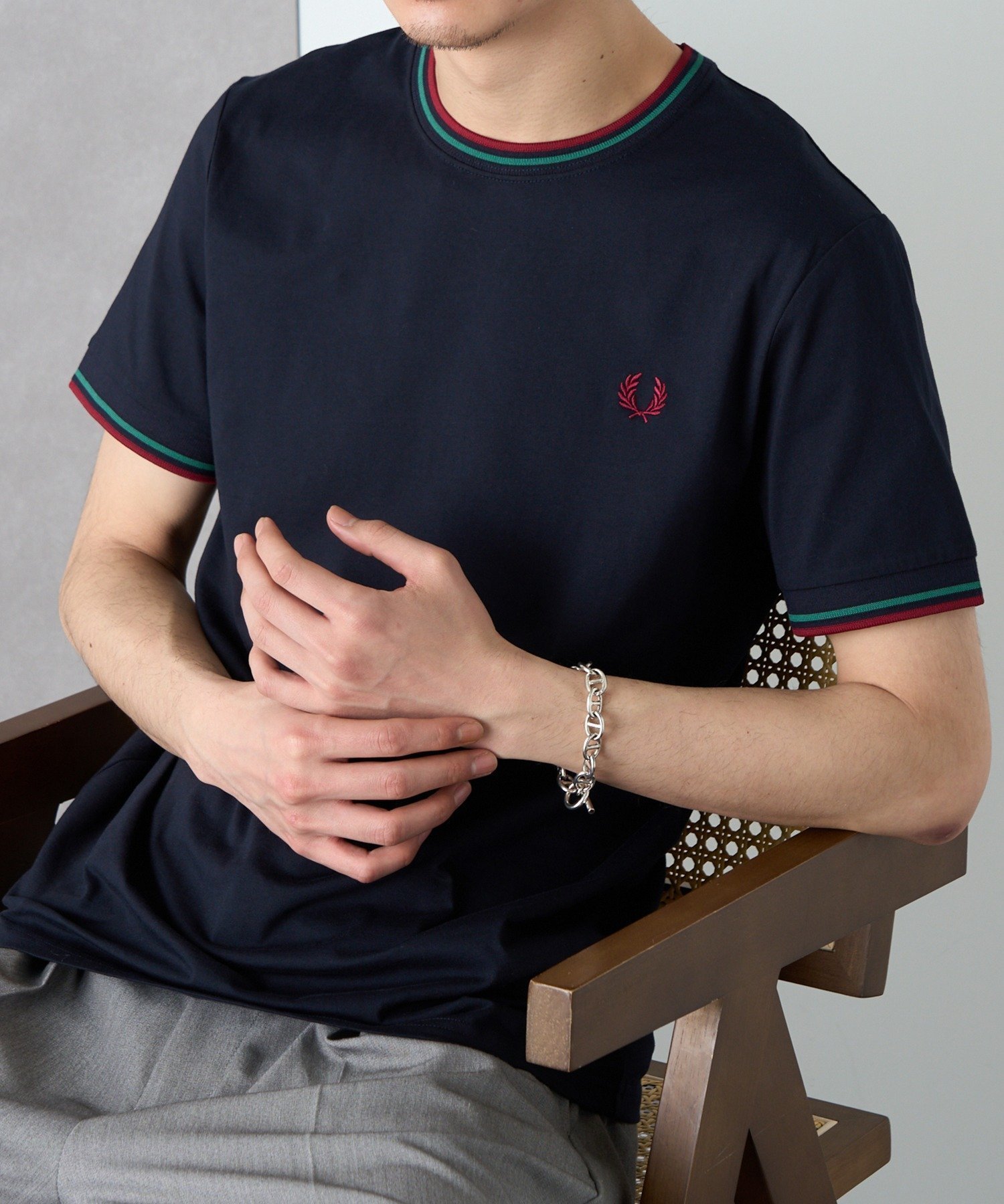【カセットチャート/Cassette Chart】のFRED PERRY/TWIN TIPPED T-SHIRT M1588 インテリア・キッズ・メンズ・レディースファッション・服の通販 founy(ファニー) 　ファッション　Fashion　レディースファッション　Fashion for Women　トップス・カットソー　Cut & Sew Tops　シャツ・ブラウス・オフィスカジュアル　Elegant Blouses & Button-Ups　ロングTシャツ・Tシャツ　Longline T-Shirts & Tees　アクセサリー　Fashion Accessories　カーゴパンツ　Cargo Pants, Utility Pants　クラシック　Classic, Timeless Style　軽量　Lightweight, Ultra Light　サンダル　Sandals, Summer Shoes　シルバー　Silver, Metallic Silver　シンプル　Simple, Minimal　スニーカー　Sneakers, Trainers　スラックス　Slacks, Dress Pants　デニム　Denim, Jeans Material　トレンド　Trend, Trending Now　人気　Popular, Best Seller　ハーフ　Half, Half-Length　フィット　Fit, Slim Fit　フォーマル　Formal, Dressy　ボトム　Bottoms, Lower Wear　ポロシャツ　Polo Shirt, Collared Tee　モッズコート　Mods Coat, Military Parka　レギュラー　Regular, Standard Fit　ワンポイント　One Point, Statement Accent　再入荷　Restock / Back in Stock　おすすめ　Recommended / Our Picks　エレガント 上品　Elegant　NVY7|ID: prp329100004792605 ipo3291000000034960370
