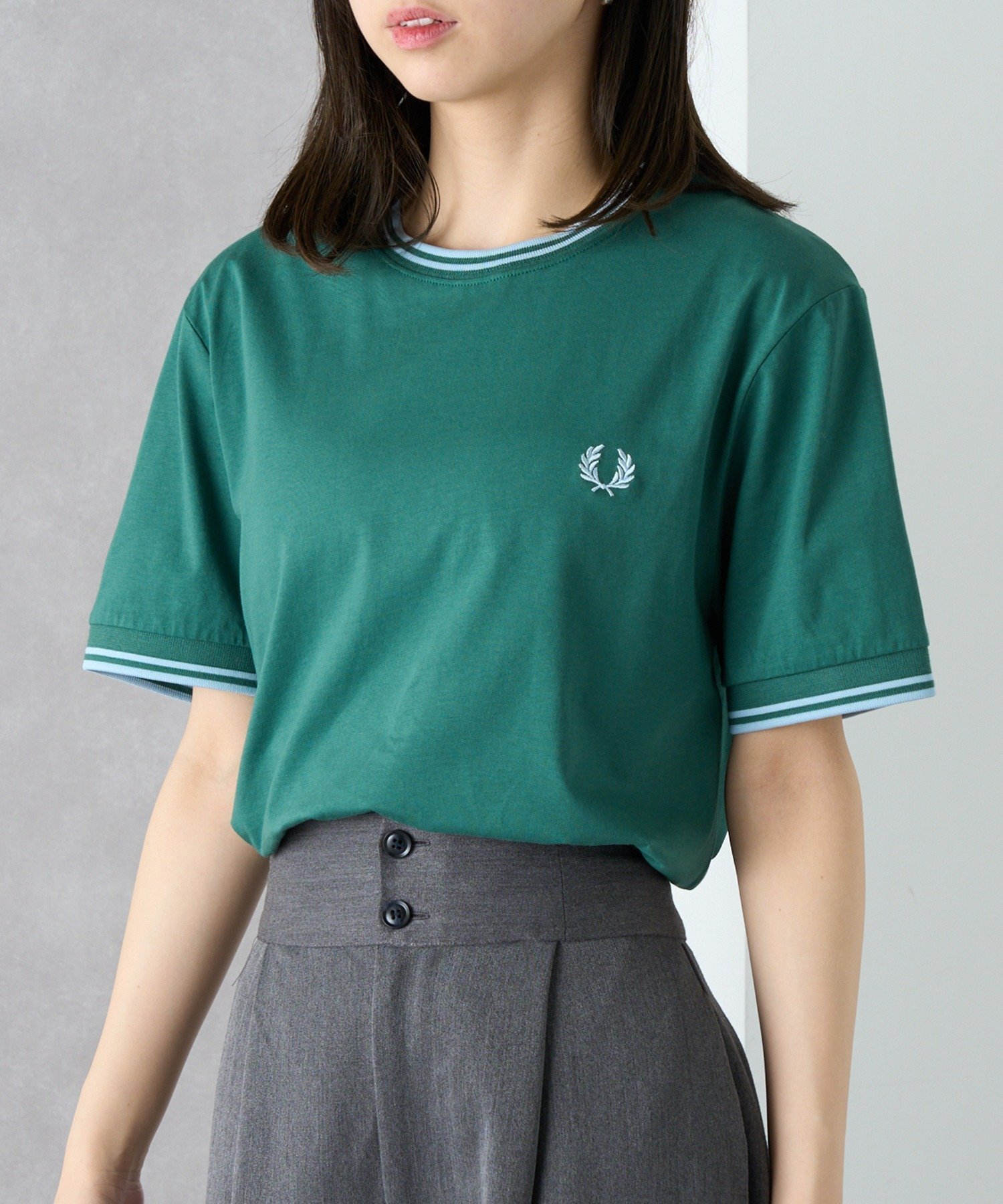 【カセットチャート/Cassette Chart】のFRED PERRY/TWIN TIPPED T-SHIRT M1588 インテリア・キッズ・メンズ・レディースファッション・服の通販 founy(ファニー) 　ファッション　Fashion　レディースファッション　Fashion for Women　トップス・カットソー　Cut & Sew Tops　シャツ・ブラウス・オフィスカジュアル　Elegant Blouses & Button-Ups　ロングTシャツ・Tシャツ　Longline T-Shirts & Tees　アクセサリー　Fashion Accessories　カーゴパンツ　Cargo Pants, Utility Pants　クラシック　Classic, Timeless Style　軽量　Lightweight, Ultra Light　サンダル　Sandals, Summer Shoes　シルバー　Silver, Metallic Silver　シンプル　Simple, Minimal　スニーカー　Sneakers, Trainers　スラックス　Slacks, Dress Pants　デニム　Denim, Jeans Material　トレンド　Trend, Trending Now　人気　Popular, Best Seller　ハーフ　Half, Half-Length　フィット　Fit, Slim Fit　フォーマル　Formal, Dressy　ボトム　Bottoms, Lower Wear　ポロシャツ　Polo Shirt, Collared Tee　モッズコート　Mods Coat, Military Parka　レギュラー　Regular, Standard Fit　ワンポイント　One Point, Statement Accent　再入荷　Restock / Back in Stock　おすすめ　Recommended / Our Picks　エレガント 上品　Elegant　GRN2|ID: prp329100004792605 ipo3291000000034960381