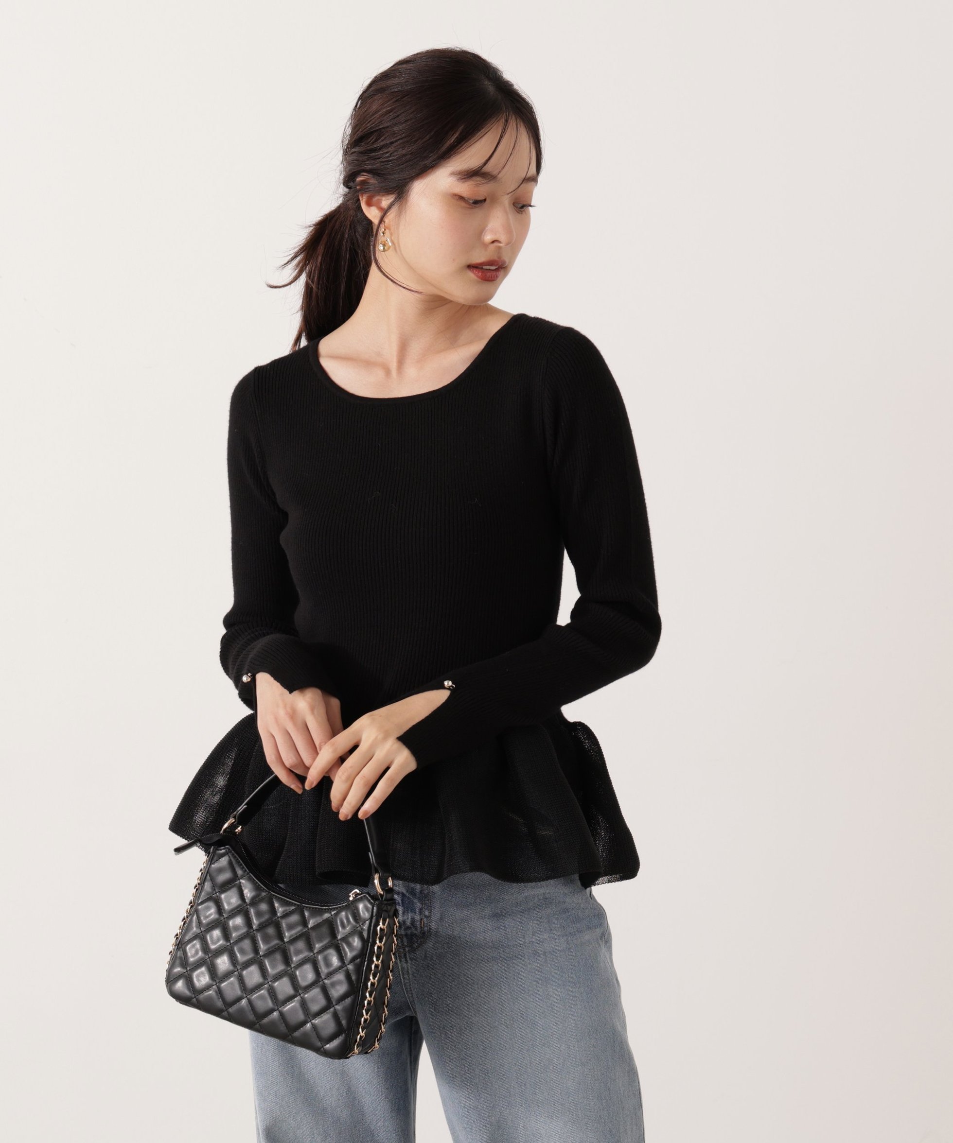 【プロポーション ボディドレッシング/PROPORTION BODY DRESSING】のウォッシャブル ペプラムリブニット 25AW インテリア・キッズ・メンズ・レディースファッション・服の通販 founy(ファニー) 　ファッション　Fashion　レディースファッション　Fashion for Women　トップス・カットソー　Cut & Sew Tops　ニット　Knit Tops & Sweaters　2025年　2025　2025-2026秋冬・A/W　Autumn/Winter 2025–26 AW25–26　ウォッシャブル　Machine Washable　ウォーム　Warm Fabric　スリット　Slit, Slit Detail　デコルテ　Décolleté, Neckline　デニム　Denim, Jeans Material　ペプラム　Peplum, Flared Hem　リブニット　Rib Knit, Ribbed Knit　エレガント 上品　Elegant　ブラック|ID: prp329100004792626 ipo3291000000035227118