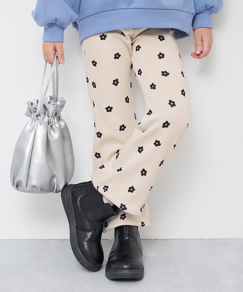 【デビロック/devirock / KIDS】のRICH WARM 裏シャギー えらべる無地 花柄 セミフレアパンツ スウェットパンツ 25AW インテリア・キッズ・メンズ・レディースファッション・服の通販 founy(ファニー) ファッション Fashion キッズファッション Fashion for Kids ボトムス Bottoms なめらか Smooth, Silky Texture ブランケット Blanket, Throw Blanket 無地 Plain, Solid Color 冬 Winter / This Winter おすすめ Recommended / Our Picks 2025年 2025 2025-2026秋冬・A/W Autumn/Winter 2025–26 AW25–26 022-フラワー-アイボリー|ID: prp329100004792629 ipo3291000000034774535