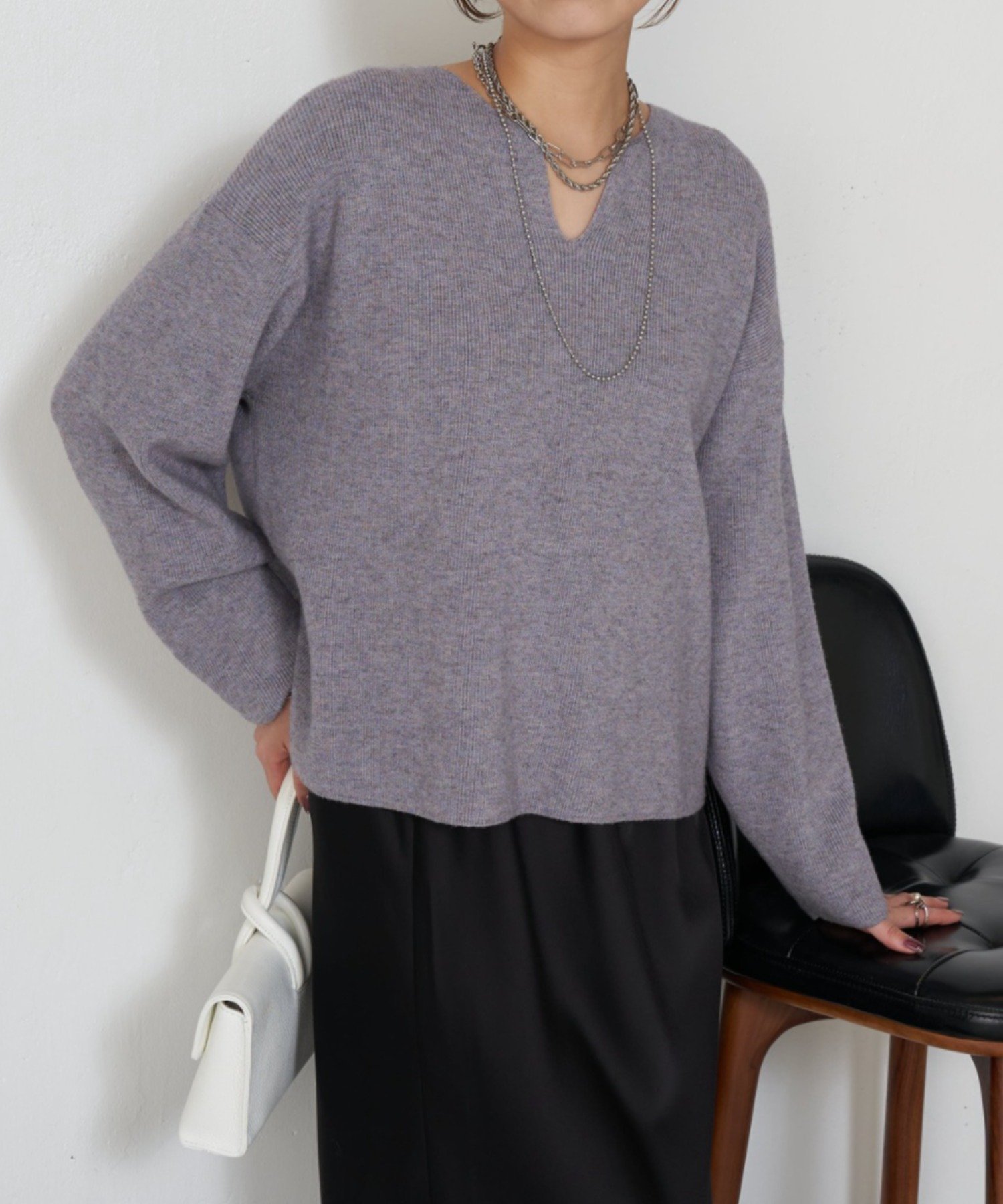 【ジェナ エスパス メルヴェイユ/Jena espace merveilleux】の【あったかアウターにぴったり!】カタアゼ編みVネックニット インテリア・キッズ・メンズ・レディースファッション・服の通販 founy(ファニー) 　ファッション　Fashion　レディースファッション　Fashion for Women　アウター　Coat / Outerwear Collection　トップス・カットソー　Cut & Sew Tops　ニット　Knit Tops & Sweaters　Vネックトップス　V-Neck Tops / V-Cut Neckline Shirts　シンプル　Simple, Minimal　スマート　Smart, Elegant　バランス　Balance, Style Balance　ボトム　Bottoms, Lower Wear　A/W・秋冬　Autumn/Winter　冬　Winter / This Winter　再入荷　Restock / Back in Stock　おすすめ　Recommended / Our Picks　2025年　2025　2025-2026秋冬・A/W　Autumn/Winter 2025–26 AW25–26　グレー|ID: prp329100004792864 ipo3291000000035020619