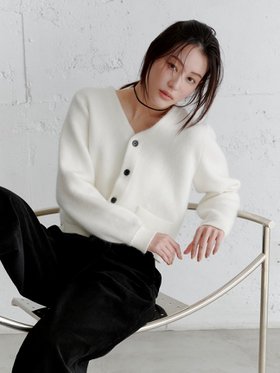 【ミースロエ/MIESROHE】のウォッシャブルコンパクトシャギーVカーデ 人気、トレンドファッション・服の通販 founy(ファニー) ファッション Fashion レディースファッション Fashion for Women コンパクト Compact, Small Size スマート Smart, Elegant ポケット Pocket, Pocket Detail 今季 This Season, Current Season 定番 Standard, Basic Item |ID:prp329100004792995