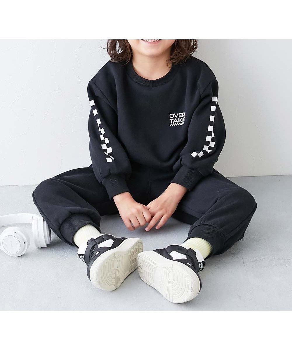 【デビロック/devirock / KIDS】の【普段着でもルームウェアでも】ぽかぽか裏起毛 カレッジロゴ セットアップ 25AW インテリア・キッズ・メンズ・レディースファッション・服の通販 founy(ファニー) 　ファッション　Fashion　キッズファッション　Fashion for Kids　スニーカー　Sneakers, Trainers　セットアップ　Set-Up, Coordinated Outfit　デニム　Denim, Jeans Material　トレーナー　Sweatshirt, Trainer　プリント　Print, Printed Pattern　おすすめ　Recommended / Our Picks　2025年　2025　2025-2026秋冬・A/W　Autumn/Winter 2025–26 AW25–26　006-袖チェッカー-ブラック|ID: prp329100004793337 ipo3291000000034779681