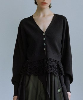 【アダム エ ロペ/ADAM ET ROPE'】のバテンレースコンビニットカーディガン 人気、トレンドファッション・服の通販 founy(ファニー) ファッション Fashion レディースファッション Fashion for Women トップス・カットソー Cut & Sew Tops ニット Knit Tops & Sweaters カーディガン・羽織り Layered Style Cardigans インナー Innerwear 畦 Ribbed Knit カーディガン Cardigan, Knitwear コンパクト Compact, Small Size ショート Short, Short Length ドッキング Docking, Mixed Material バランス Balance, Style Balance ペプラム Peplum, Flared Hem ポケット Pocket, Pocket Detail レース Lace, Lace Fabric ワイド Wide, Wide Fit おすすめ Recommended / Our Picks 2025年 2025 2025-2026秋冬・A/W Autumn/Winter 2025–26 AW25–26 |ID:prp329100004793455