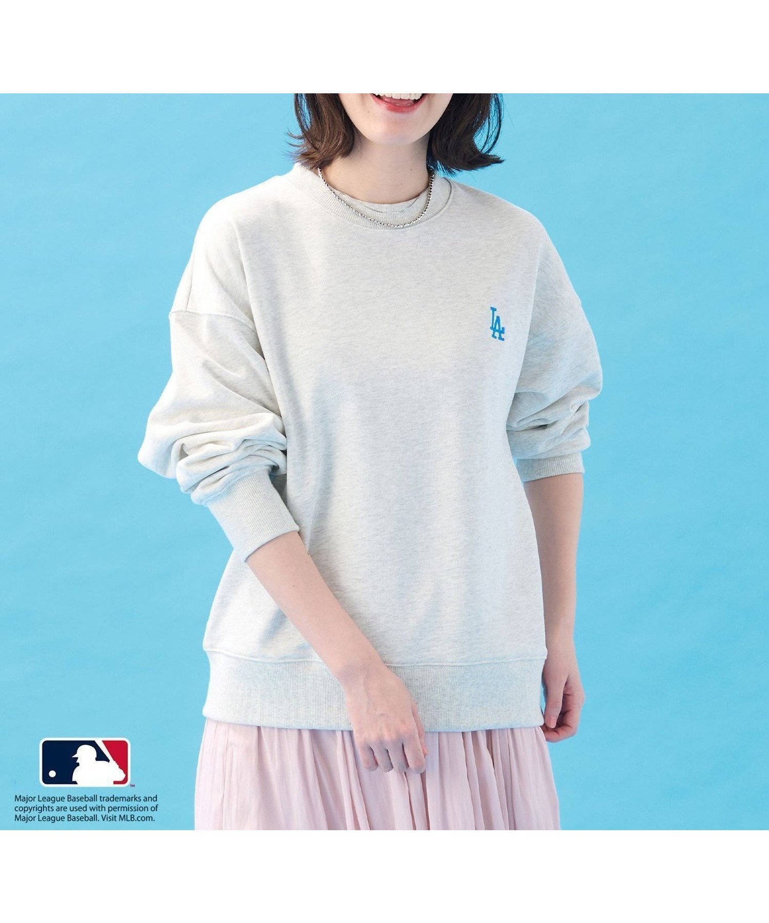 【エニー/ANY】の【洗濯機可/UVケア】MLB/メジャーリーグベースボール クルーネックスウェット インテリア・キッズ・メンズ・レディースファッション・服の通販 founy(ファニー) 　ファッション　Fashion　レディースファッション　Fashion for Women　トップス・カットソー　Cut & Sew Tops　レディースパーカー・カジュアルフーディー　Casual Hoodies & Sweatshirts　スウェット・クルーネックトップス　Sweatshirts & Crewnecks / Relaxed Fit Sweat Tops　インナー　Innerwear　シンプル　Simple, Minimal　スウェット / スエット　Sweatshirt, Sweatwear　スポーツ　Sports, Activewear　タートルネック　Turtleneck, High Neck　バランス　Balance, Style Balance　再入荷　Restock / Back in Stock　おすすめ　Recommended / Our Picks　夏　Summer　ビジネス 仕事 通勤　Business / Work / Commuting　ライトグレー[003]|ID: prp329100004793456 ipo3291000000034780623