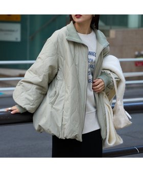 【チャオパニックティピー/CIAOPANIC TYPY】の切り替えキルティングスタンドカラーバルーンブルゾン 人気、トレンドファッション・服の通販 founy(ファニー) ファッション Fashion レディースファッション Fashion for Women アウター Coat / Outerwear Collection ブルゾンジャケット・スポーティアウター Blouson Jackets インナー Innerwear キルティング Quilted, Quilting コンパクト Compact, Small Size スタンド Stand Collar, Upright Stand スニーカー Sneakers, Trainers スラックス Slacks, Dress Pants トレンド Trend, Trending Now ドローコード Drawcord, Drawstring Cord バランス Balance, Style Balance バルーン Balloon, Balloon Silhouette フィット Fit, Slim Fit フラット Flat, Flat Shoes フレア Flare, Flared ボトム Bottoms, Lower Wear ワイド Wide, Wide Fit おすすめ Recommended / Our Picks |ID:prp329100004793704