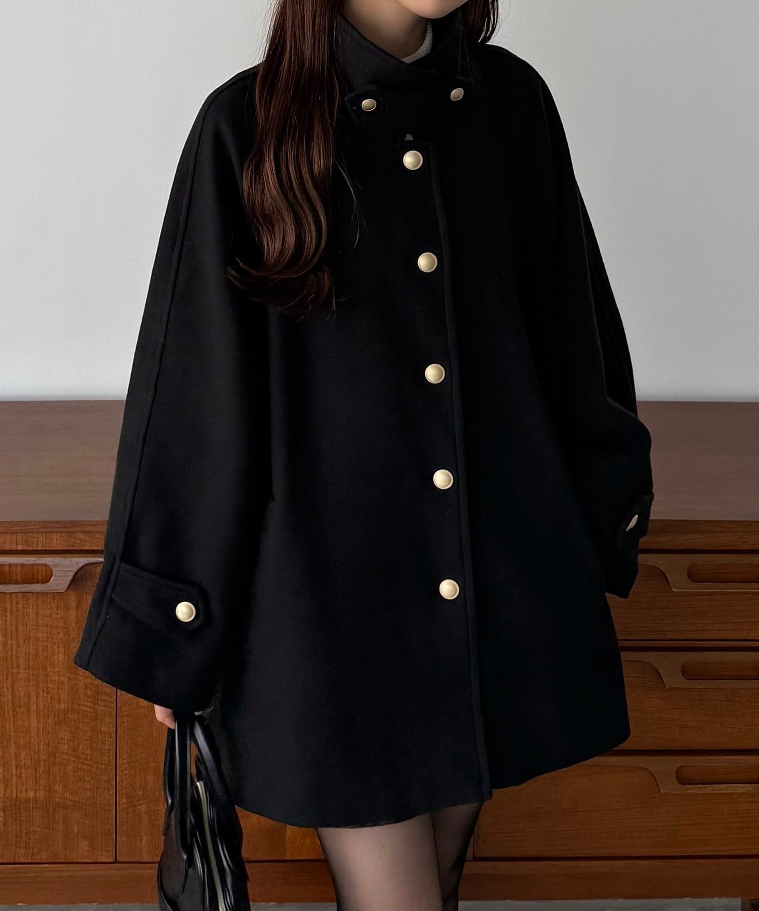 【ジュノア/JUNOAH】のcallautia ゴールドボタンミドルコート インテリア・キッズ・メンズ・レディースファッション・服の通販 founy(ファニー) 　ファッション　Fashion　レディースファッション　Fashion for Women　アウター　Coat / Outerwear Collection　コート・ロングコート・ピーコート　Long Coats, Peacoats & More　ブラック|ID: prp329100004793707 ipo3291000000034782373