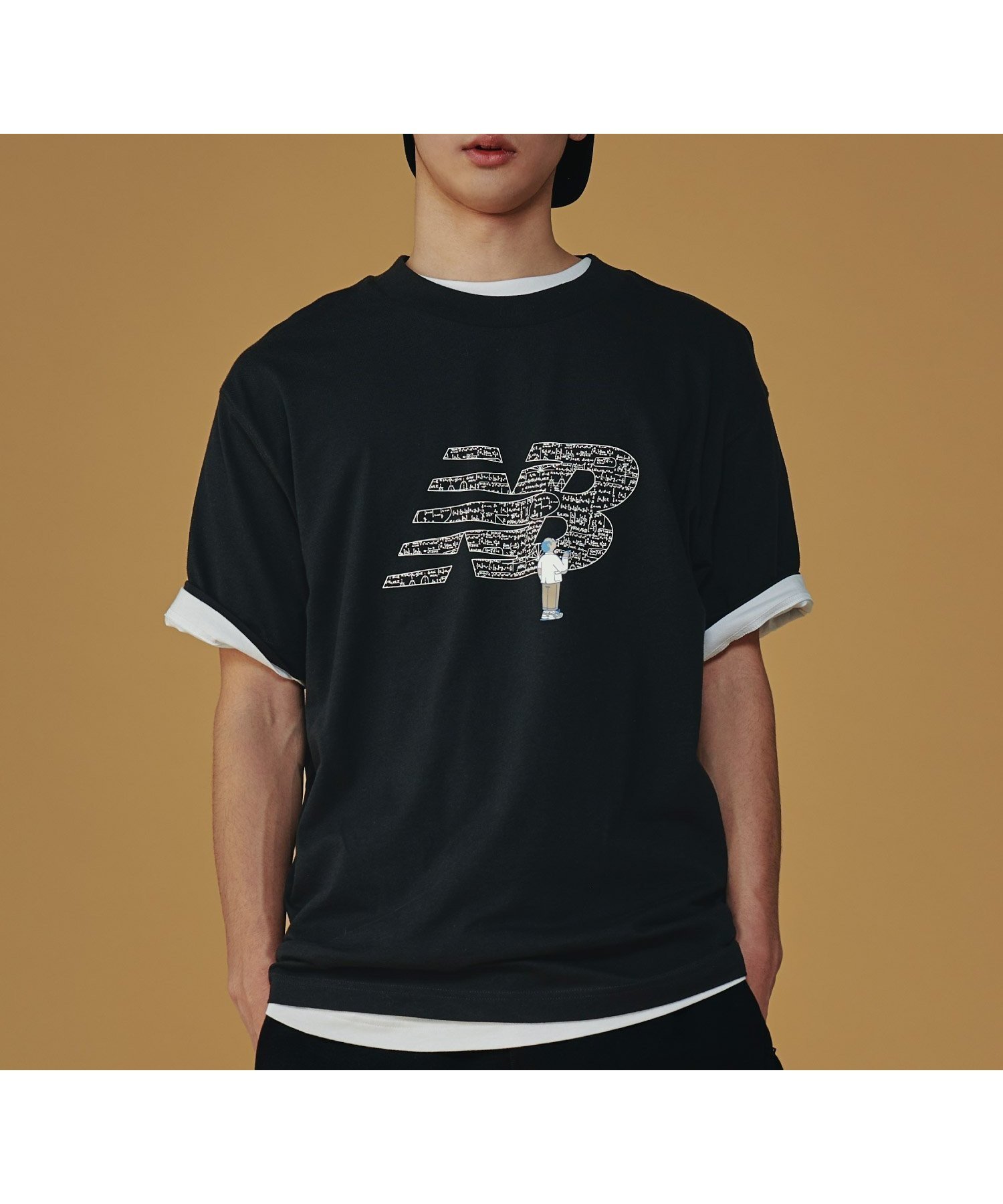 【ニューバランス/new balance】のChalk Board ショートスリーブTシャツ インテリア・キッズ・メンズ・レディースファッション・服の通販 founy(ファニー) 　ファッション　Fashion　レディースファッション　Fashion for Women　トップス・カットソー　Cut & Sew Tops　シャツ・ブラウス・オフィスカジュアル　Elegant Blouses & Button-Ups　ロングTシャツ・Tシャツ　Longline T-Shirts & Tees　ショート　Short, Short Length　スリーブ　Sleeve, Long Sleeve / Short Sleeve　モチーフ　Motif, Design Theme　BKブラック|ID: prp329100004793763 ipo3291000000035210941