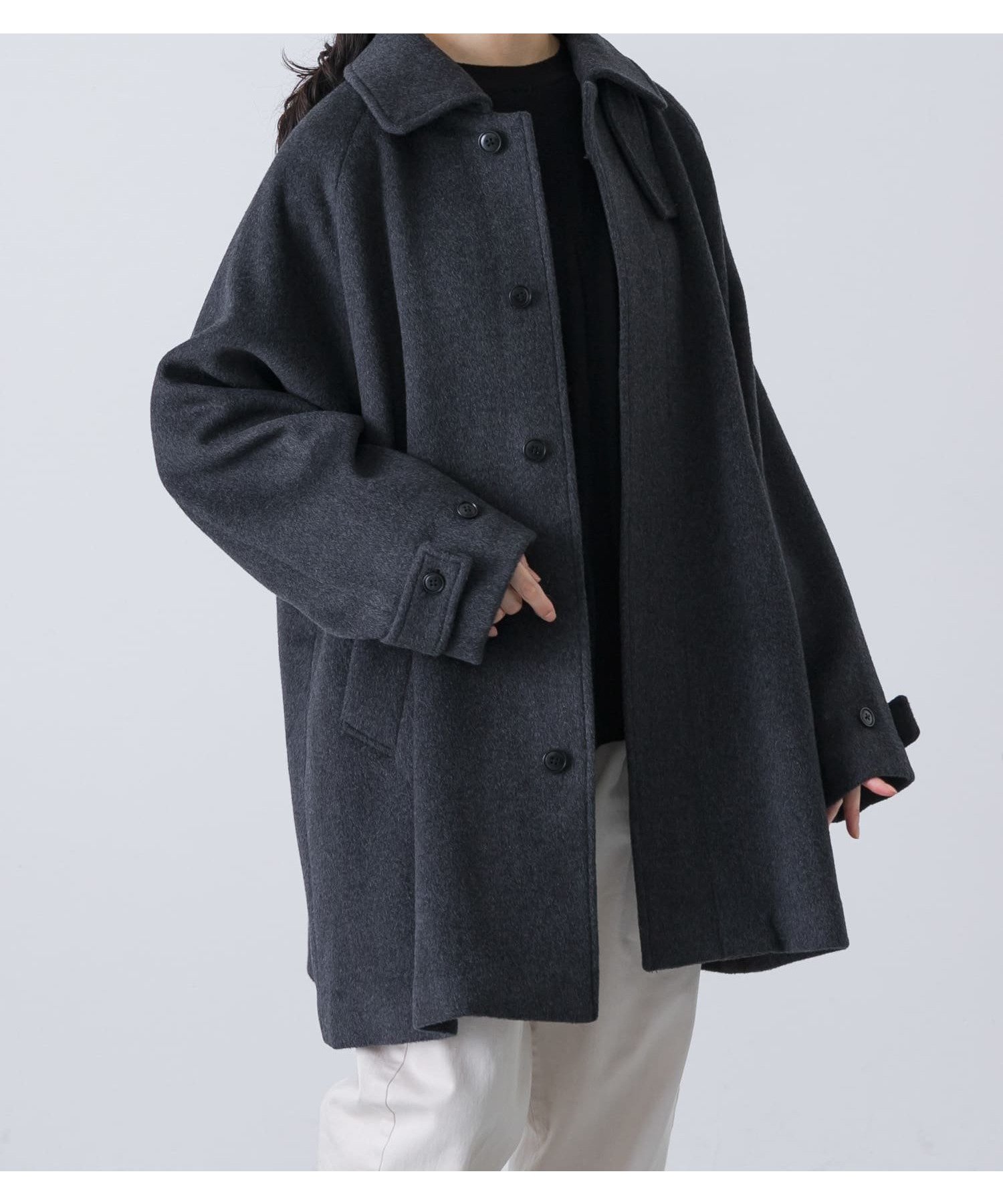 【かぐれ/kagure / URBAN RESEARCH】のウールバックタックショートコート インテリア・キッズ・メンズ・レディースファッション・服の通販 founy(ファニー) ファッション Fashion レディースファッション Fashion for Women アウター Coat / Outerwear Collection コート・ロングコート・ピーコート Long Coats, Peacoats & More キュプラ Cupro, Eco Fabric ショート Short, Short Length スタンド Stand Collar, Upright Stand なめらか Smooth, Silky Texture パターン Pattern, Design Print ポケット Pocket, Pocket Detail ロング Long, Long-Length ワイド Wide, Wide Fit A/W・秋冬 Autumn/Winter 冬 Winter / This Winter エレガント 上品 Elegant ビジネス 仕事 通勤 Business / Work / Commuting 2025年 2025 2025-2026秋冬・A/W Autumn/Winter 2025–26 AW25–26 チャコールグレー|ID: prp329100004793802 ipo3291000000034925282