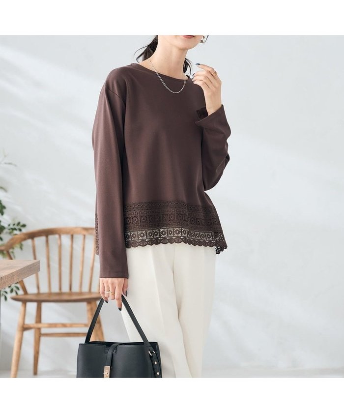 【アー ヴェー ヴェー/a.v.v】の裾レースカットソー インテリア・キッズ・メンズ・レディースファッション・服の通販 founy(ファニー) https://founy.com/ ファッション Fashion レディースファッション Fashion for Women トップス・カットソー Cut & Sew Tops カットソー・ベーシックTシャツ Cut-and-Sewn Tops / Stretch Tees & Basics なめらか Smooth, Silky Texture カットソー Cut and Sewn Top スリット Slit, Slit Detail フェミニン Feminine, Girly ボトム Bottoms, Lower Wear レース Lace, Lace Fabric エレガント 上品 Elegant 再入荷 Restock / Back in Stock |ID: prp329100004793814 ipo3291000000035006965