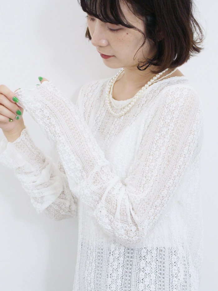 【サマンサモスモス/Samansa Mos2】のシアーレースロンT インテリア・キッズ・メンズ・レディースファッション・服の通販 founy(ファニー) https://founy.com/ ファッション Fashion レディースファッション Fashion for Women トップス・カットソー Cut & Sew Tops ロングTシャツ・Tシャツ Longline T-Shirts & Tees おすすめ Recommended / Our Picks スリーブ Sleeve, Long Sleeve / Short Sleeve ロング Long, Long-Length |ID: prp329100004793886 ipo3291000000034783501