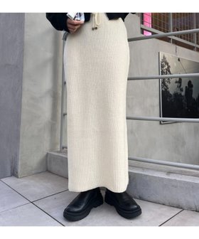 【チャオパニックティピー/CIAOPANIC TYPY】の《ー3キロ見え》リブニットスカート 人気、トレンドファッション・服の通販 founy(ファニー) ファッション Fashion レディースファッション Fashion for Women スカート Skirts ショート Short, Short Length シンプル Simple, Minimal スウェット / スエット Sweatshirt, Sweatwear ストレッチ Stretch, Stretchy Fabric スニーカー Sneakers, Trainers スリット Slit, Slit Detail 楽ちん Easy Fit, Comfortable A/W・秋冬 Autumn/Winter おすすめ Recommended / Our Picks |ID:prp329100004793914