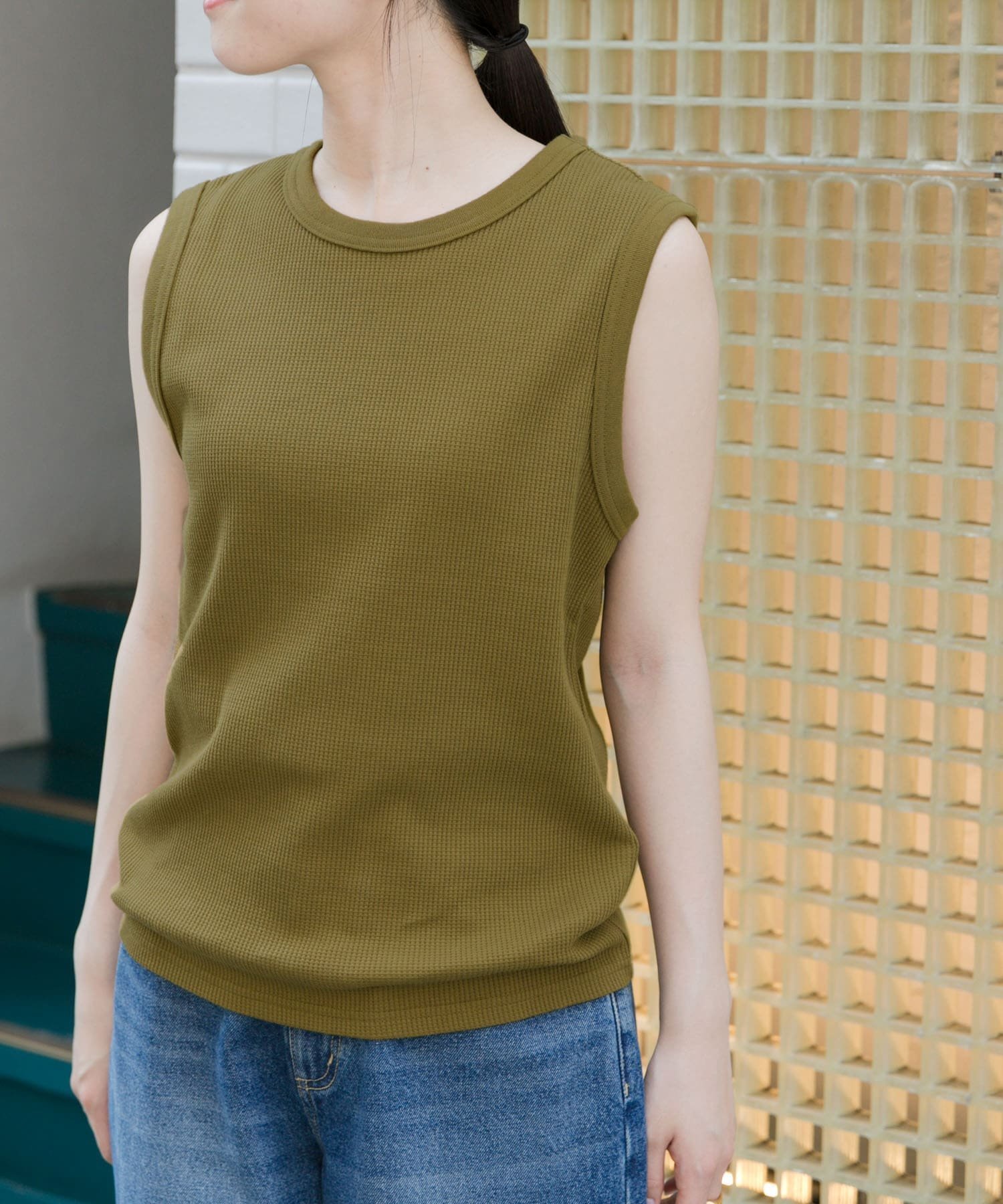 【アーバンリサーチ ドアーズ/URBAN RESEARCH DOORS】のFORK SPOON ミニワッフルノースリーブTシャツ インテリア・キッズ・メンズ・レディースファッション・服の通販 founy(ファニー) ファッション Fashion レディースファッション Fashion for Women トップス・カットソー Cut & Sew Tops キャミソール&ノースリーブ Camisoles & Sleeveless Tops シャツ・ブラウス・オフィスカジュアル Elegant Blouses & Button-Ups ロングTシャツ・Tシャツ Longline T-Shirts & Tees 2025年 2025 2025春夏・S/S Spring/Summer 2025 SS25 インナー Innerwear シンプル Simple, Minimal ノースリーブ Sleeveless, No-Sleeve ベーシック Basic, Essential ワッフル Waffle, Waffle Knit 夏 Summer 定番 Standard, Basic Item S/S・春夏 SS, Spring/Summer, Warm Season TURMERIC|ID: prp329100004793939 ipo3291000000034783834