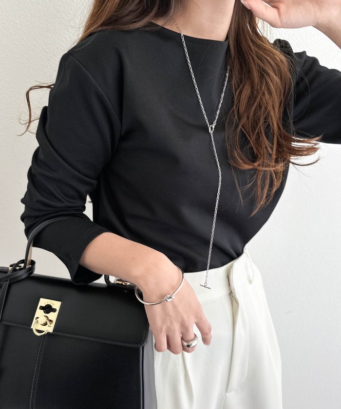 【アンドミー/andme】のキレイ見え ポンチ 長袖 クルーネック トップス インテリア・キッズ・メンズ・レディースファッション・服の通販 founy(ファニー) https://founy.com/ ファッション Fashion レディースファッション Fashion for Women トップス・カットソー Cut & Sew Tops カットソー Cut and Sewn Top シンプル Simple, Minimal スクエア Square, Square Shape スリット Slit, Slit Detail 人気 Popular, Best Seller 長袖 Long Sleeve, Full Sleeve ヘムライン Hemline, Bottom Cut ラウンド Round, Round Neck 楽ちん Easy Fit, Comfortable エレガント 上品 Elegant |ID: prp329100004793947 ipo3291000000034783883