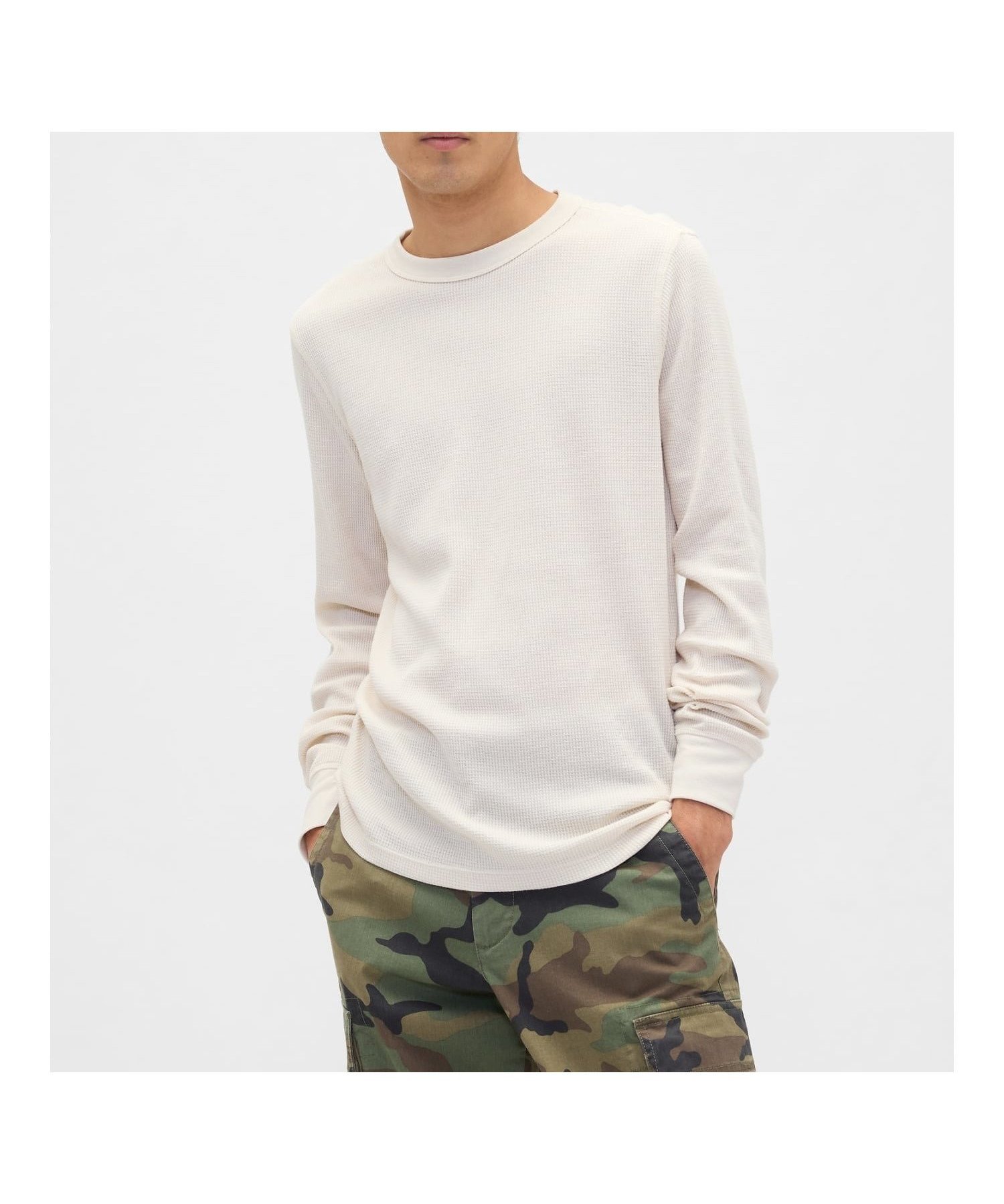 【ギャップ/GAP】のワッフルニット クルーネックTシャツ インテリア・キッズ・メンズ・レディースファッション・服の通販 founy(ファニー) 　ファッション　Fashion　レディースファッション　Fashion for Women　トップス・カットソー　Cut & Sew Tops　ニット　Knit Tops & Sweaters　シャツ・ブラウス・オフィスカジュアル　Elegant Blouses & Button-Ups　ロングTシャツ・Tシャツ　Longline T-Shirts & Tees　ストレート　Straight, Straight Cut　フィット　Fit, Slim Fit　リラックス　Relax, Relaxed Fit　ワッフル　Waffle, Waffle Knit　長袖　Long Sleeve, Full Sleeve　CHINO|ID: prp329100004793976 ipo3291000000034784089