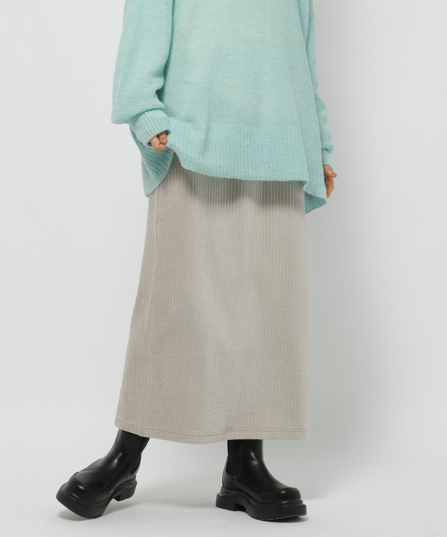 【ニコアンド/niko and】のストレッチカットコールスカート インテリア・キッズ・メンズ・レディースファッション・服の通販 founy(ファニー) ファッション Fashion レディースファッション Fashion for Women スカート Skirts おすすめ Recommended / Our Picks ストレッチ Stretch, Stretchy Fabric スリット Slit, Slit Detail タイトスカート Pencil Skirt, Tight Skirt フィット Fit, Slim Fit ポケット Pocket, Pocket Detail A/W・秋冬 Autumn/Winter ライトグレー|ID: prp329100004794032 ipo3291000000034870152