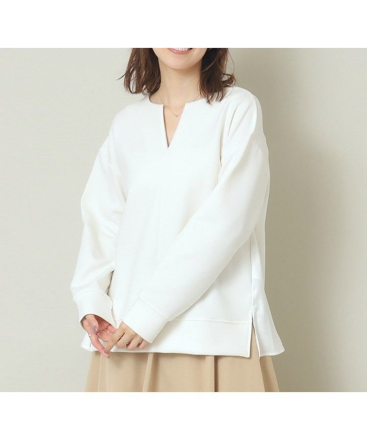 【イッツデモ/ITS' DEMO】の【手洗い可】キーネックプルオーバー 人気、トレンドファッション・服の通販 founy(ファニー) 　ファッション　Fashion　レディースファッション　Fashion for Women　トップス・カットソー　Cut & Sew Tops　カジュアルプルオーバー・ニットトップス　Pullovers & Knit Tops / Casual Pullovers　サテン　Satin, Glossy Fabric　スマート　Smart, Elegant　スリット　Slit, Slit Detail　フロント　Front, Front Design　リラックス　Relax, Relaxed Fit　エレガント 上品　Elegant　 other-1|ID: prp329100004794135 ipo3291000000034785044