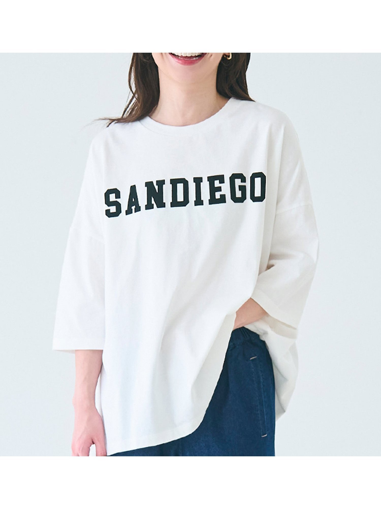 【コカ/COCA】のロゴビックTシャツ 人気、トレンドファッション・服の通販 founy(ファニー) 　ファッション　Fashion　レディースファッション　Fashion for Women　トップス・カットソー　Cut & Sew Tops　シャツ・ブラウス・オフィスカジュアル　Elegant Blouses & Button-Ups　ロングTシャツ・Tシャツ　Longline T-Shirts & Tees　カットソー　Cut and Sewn Top　キャップ　Cap, Baseball Cap　ショルダー　Shoulder, Shoulder Strap　スキニー　Skinny, Slim Fit　スニーカー　Sneakers, Trainers　タイトスカート　Pencil Skirt, Tight Skirt　ドロップ　Drop Shoulder, Dropped Style　バランス　Balance, Style Balance　ビッグ　Big, Oversized　プリント　Print, Printed Pattern　ポケット　Pocket, Pocket Detail　ロング　Long, Long-Length　ワイド　Wide, Wide Fit　2025年　2025　2025-2026秋冬・A/W　Autumn/Winter 2025–26 AW25–26　 other-1|ID: prp329100004794166 ipo3291000000035026238