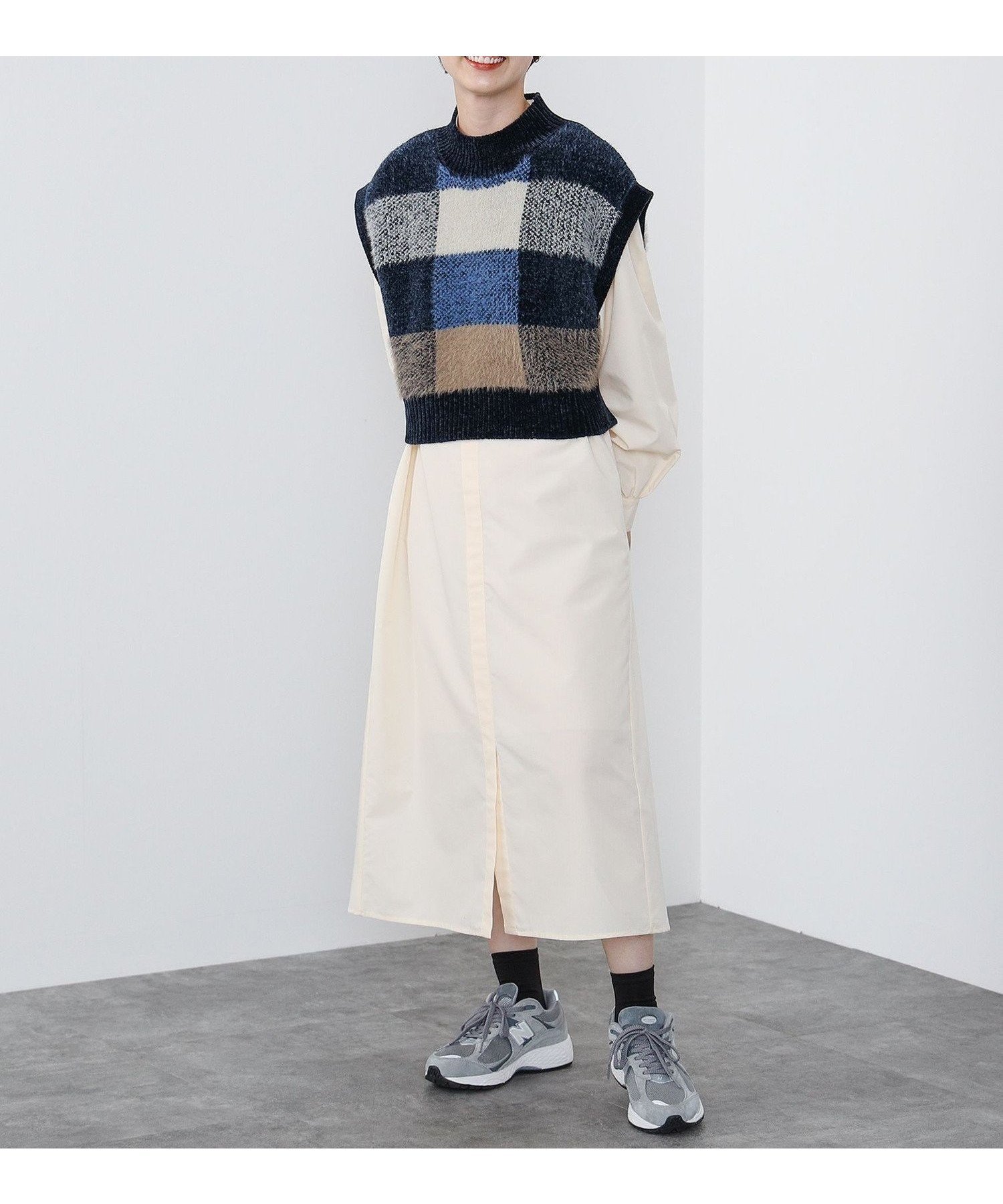 【ビームス ウイメン/BEAMS】のニットベスト シャツワンピース (セットアイテム) インテリア・キッズ・メンズ・レディースファッション・服の通販 founy(ファニー) 　ファッション　Fashion　レディースファッション　Fashion for Women　アウター　Coat / Outerwear Collection　ワンピース　Dresses　シャツワンピース / 1枚で着映えコーデ　Shirt Dresses　カットソー　Cut and Sewn Top　ショート　Short, Short Length　ストレート　Straight, Straight Cut　チェック　Check, Plaid, Tartan　トレンド　Trend, Trending Now　ベスト　Vest, Waistcoat　ベーシック　Basic, Essential　A/W・秋冬　Autumn/Winter　NAVY|ID: prp329100004794192 ipo3291000000034925122