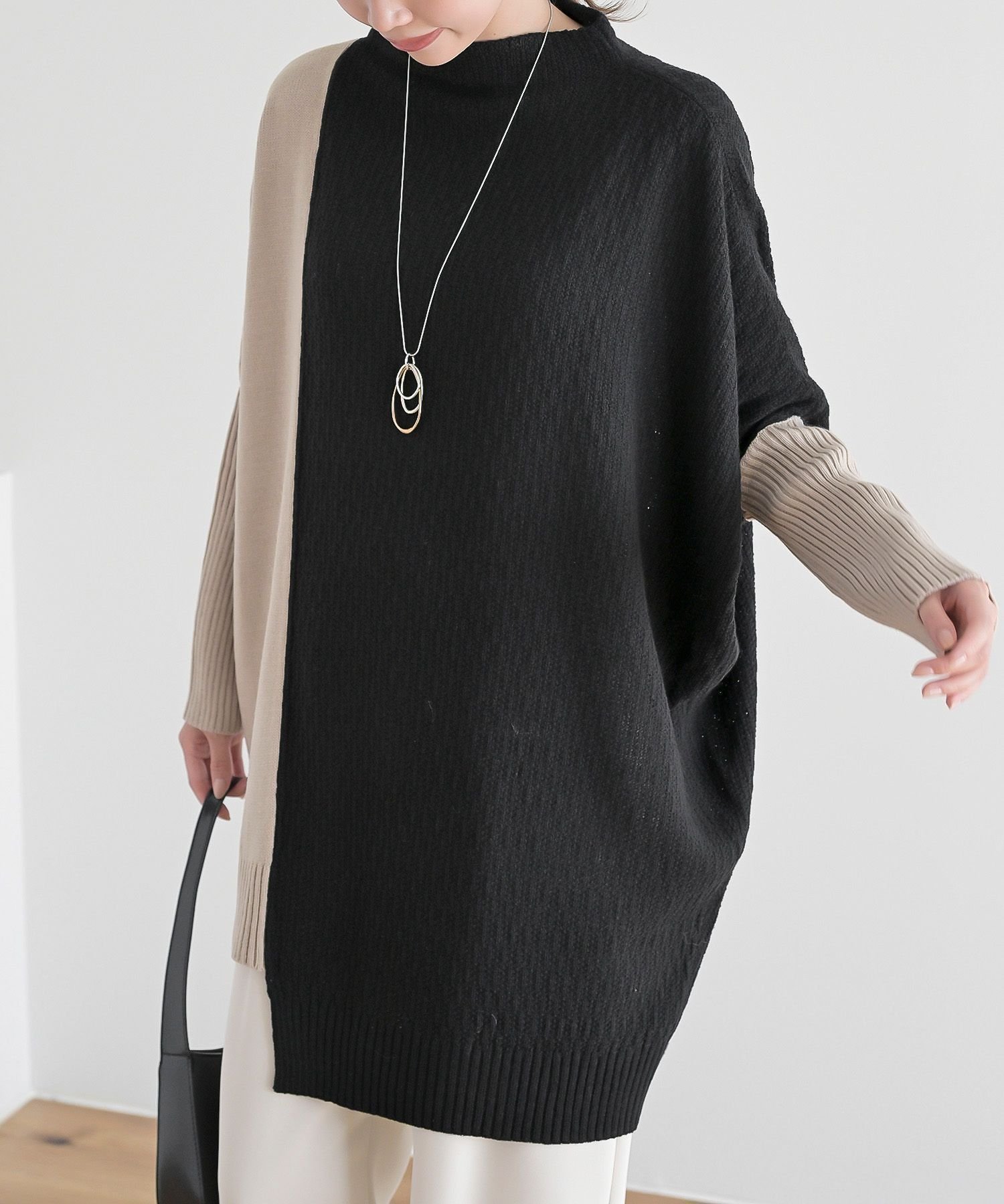 【アールピーエス/rps】の編地切替バイカラーニットチュニック インテリア・キッズ・メンズ・レディースファッション・服の通販 founy(ファニー) ファッション Fashion レディースファッション Fashion for Women トップス・カットソー Cut & Sew Tops ニット Knit Tops & Sweaters アシンメトリー Asymmetrical Style チュニック Tunic, Long Top ハイネック High Neck, Mock Neck フォルム Silhouette, Form ロング Long, Long-Length ワイド Wide, Wide Fit 再入荷 Restock / Back in Stock 切替 Switching, Contrast Panel ブラック|ID: prp329100004794254 ipo3291000000034824567