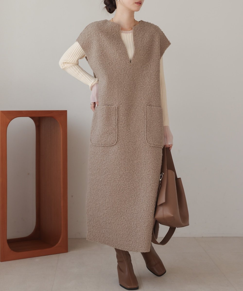 【バブ ブージュルード/Bab Bou Jeloud】のリバーシブルキーネックワンピース インテリア・キッズ・メンズ・レディースファッション・服の通販 founy(ファニー) ファッション Fashion レディースファッション Fashion for Women ワンピース Dresses 秋 Autumn シンプル Simple, Minimal スウェット / スエット Sweatshirt, Sweatwear ストレート Straight, Straight Cut スマート Smart, Elegant スリット Slit, Slit Detail タートルネック Turtleneck, High Neck ダウン Down, Puffer チェック Check, Plaid, Tartan リバーシブル Reversible, Two-Sided リブニット Rib Knit, Ribbed Knit ロング Long, Long-Length 再入荷 Restock / Back in Stock MOCHA|ID: prp329100004794275 ipo3291000000034889092