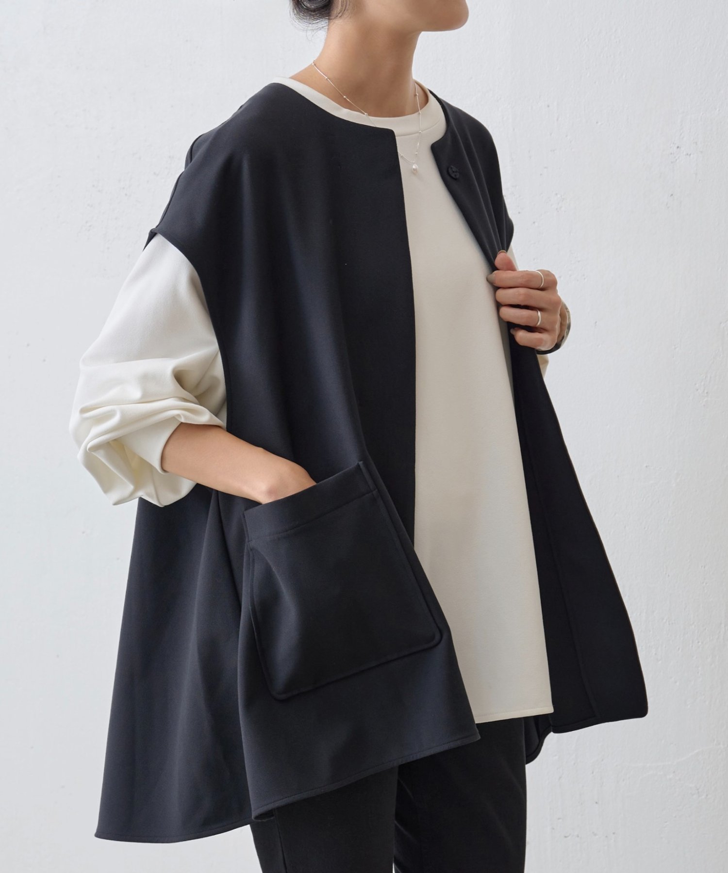 【ビアズリー/BEARDSLEY】のポケットジレ インテリア・キッズ・メンズ・レディースファッション・服の通販 founy(ファニー) ファッション Fashion レディースファッション Fashion for Women アウター Coat / Outerwear Collection トップス・カットソー Cut & Sew Tops ベスト&ジレ / 重ね着スタイル Vests & Gilets インナー Innerwear シンプル Simple, Minimal デニム Denim, Jeans Material ポケット Pocket, Pocket Detail 再入荷 Restock / Back in Stock おすすめ Recommended / Our Picks ブラック|ID: prp329100004794305 ipo3291000000034785977