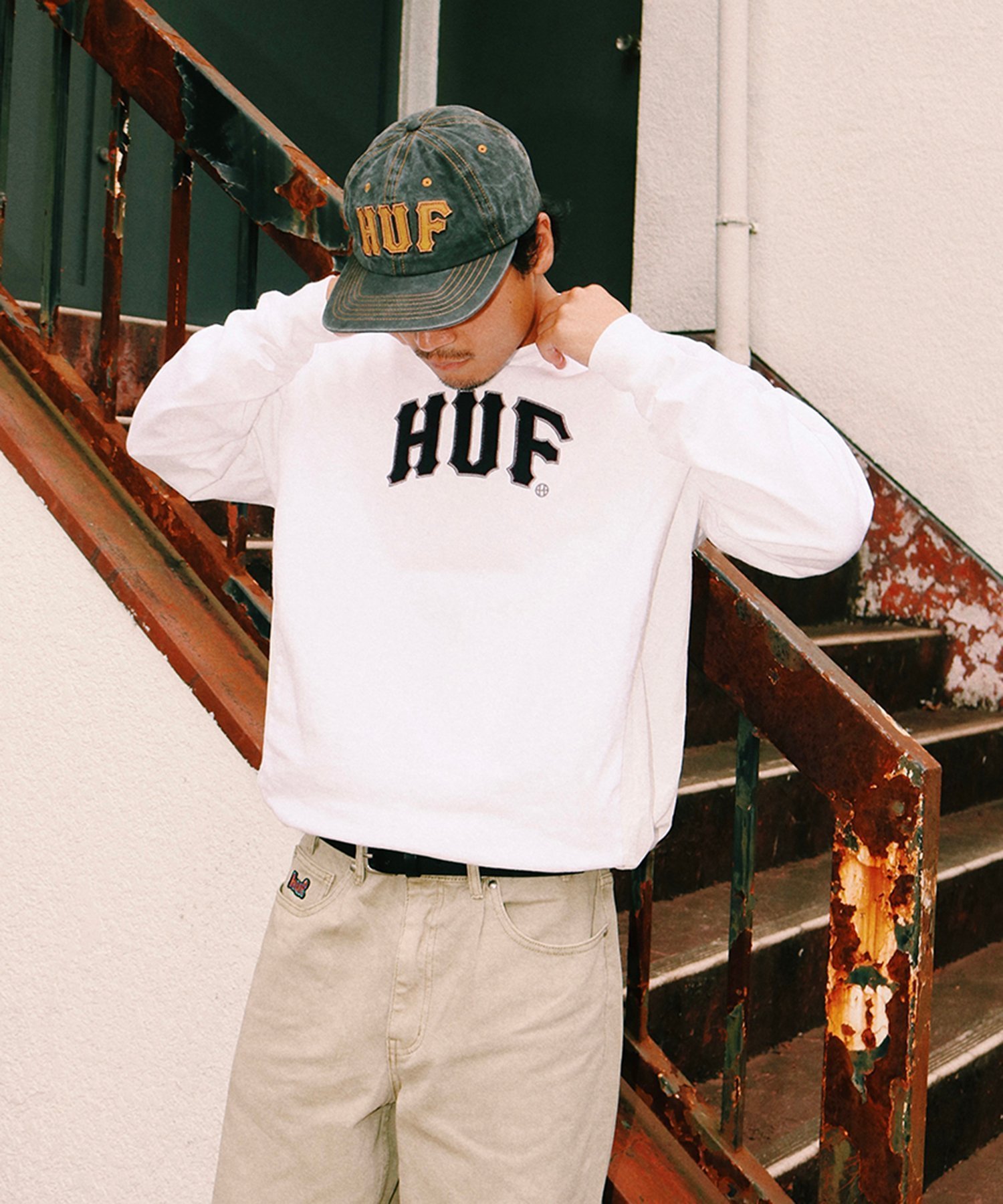 【ハフ/HUF】のARCH DRAWCORD CREW / HUF ハフ ドローコード カットソー インテリア・キッズ・メンズ・レディースファッション・服の通販 founy(ファニー) ファッション Fashion レディースファッション Fashion for Women トップス・カットソー Cut & Sew Tops カットソー・ベーシックTシャツ Cut-and-Sewn Tops / Stretch Tees & Basics カットソー Cut and Sewn Top グラフィック Graphic, Graphic Design シンプル Simple, Minimal ドローコード Drawcord, Drawstring Cord フロント Front, Front Design プリーツ Pleats, Pleated ベスト Vest, Waistcoat リバーシブル Reversible, Two-Sided 切替 Switching, Contrast Panel 定番 Standard, Basic Item WHITE|ID: prp329100004794327 ipo3291000000034786086