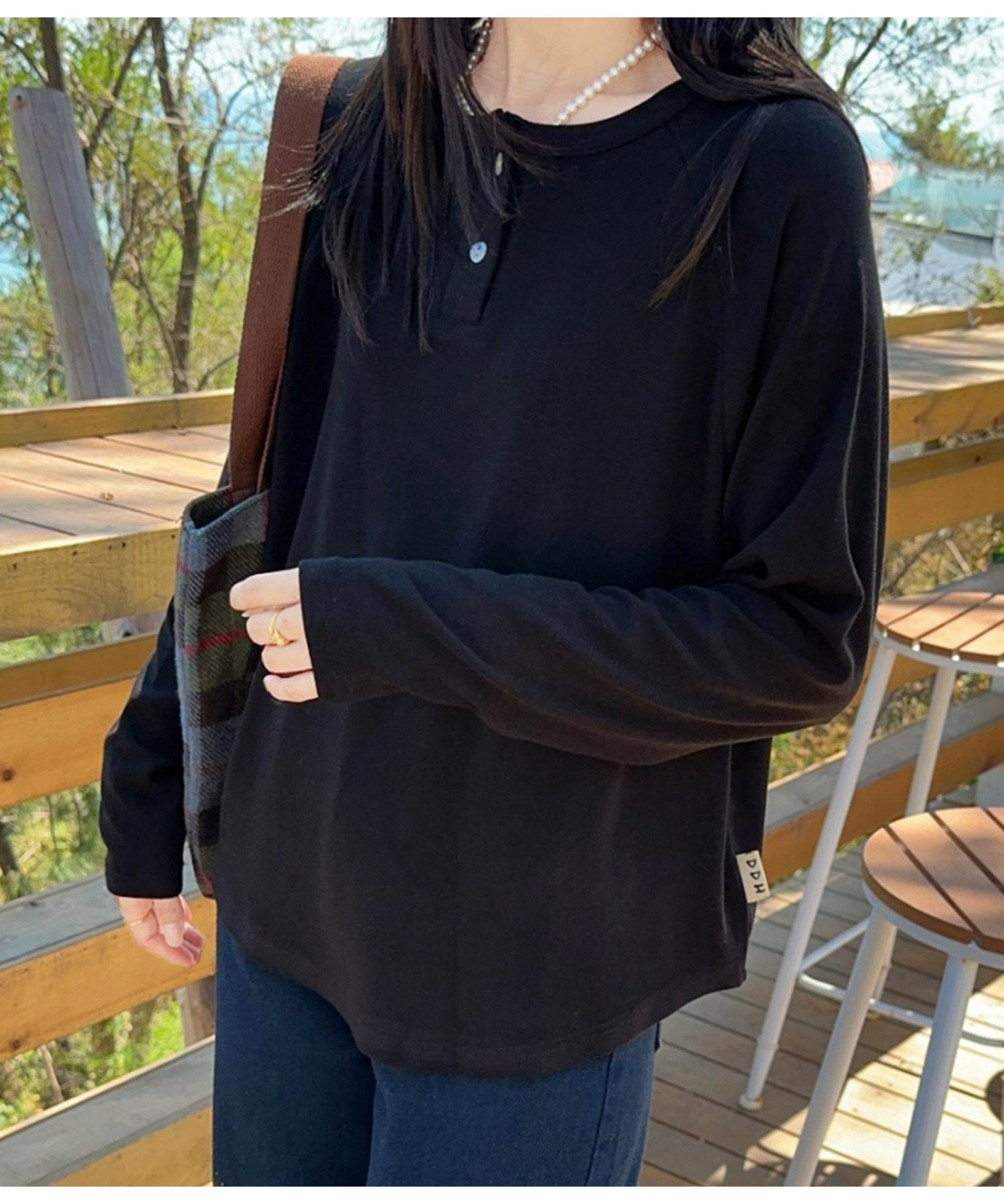 【アイモハ/aimoha】のaimoha -select-/ヘンリーネック長袖Tシャツ インテリア・キッズ・メンズ・レディースファッション・服の通販 founy(ファニー) ファッション Fashion レディースファッション Fashion for Women トップス・カットソー Cut & Sew Tops シャツ・ブラウス・オフィスカジュアル Elegant Blouses & Button-Ups ロングTシャツ・Tシャツ Longline T-Shirts & Tees アクリル Acrylic Material カーディガン Cardigan, Knitwear シューズ Shoes, Footwear シンプル Simple, Minimal ジャケット Jacket, Outerwear スタイリッシュ Stylish, Fashionable スニーカー Sneakers, Trainers デニム Denim, Jeans Material 長袖 Long Sleeve, Full Sleeve ブラック|ID: prp329100004794396 ipo3291000000034786410