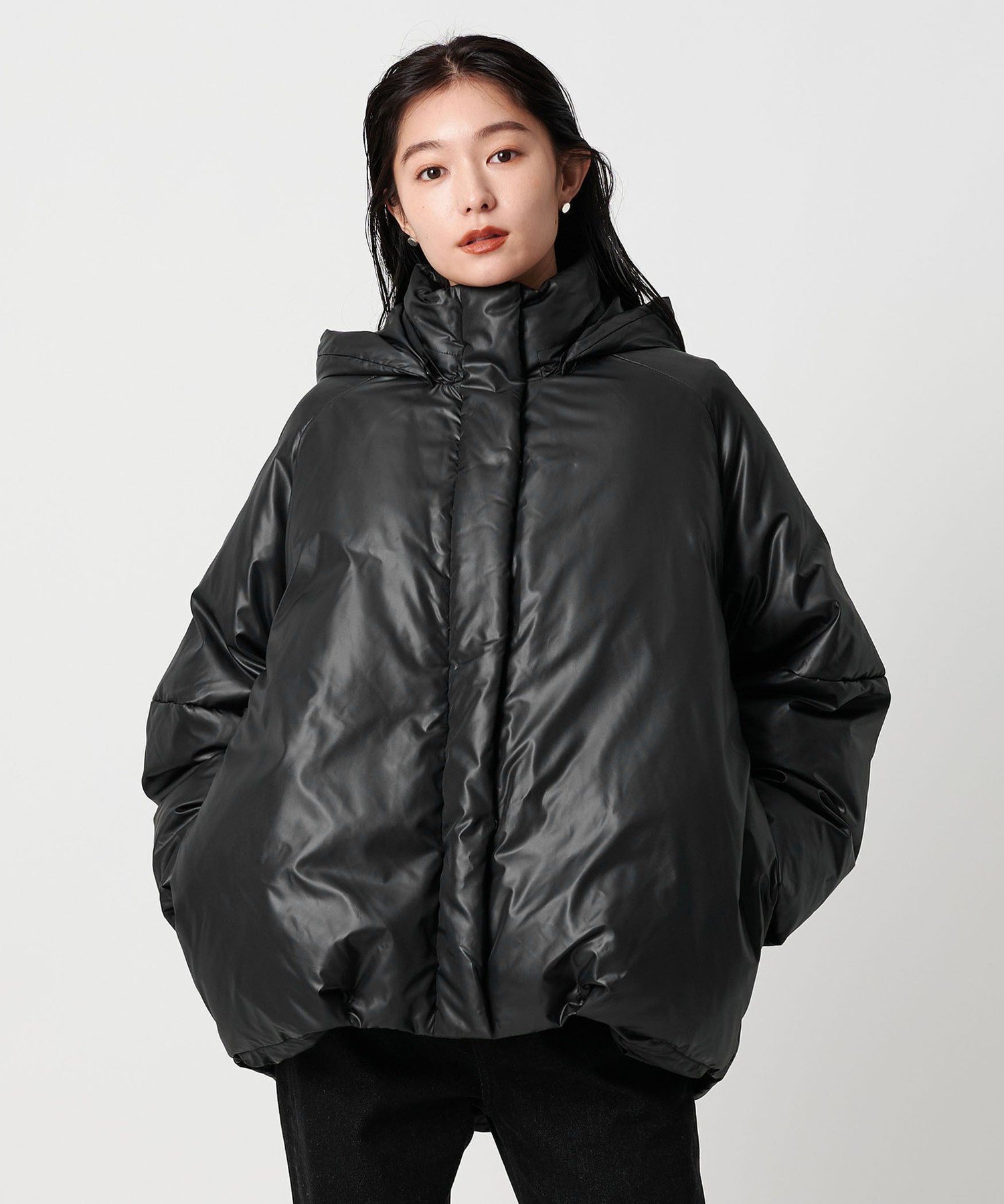 【ユナイテッドアローズ/UNITED ARROWS】のMARW UNITED ARROWS コクーン ダウンジャケット 撥水 インテリア・キッズ・メンズ・レディースファッション・服の通販 founy(ファニー) 　ファッション　Fashion　レディースファッション　Fashion for Women　アウター　Coat / Outerwear Collection　レディースジャケット・軽アウター　Jackets　コクーン　Cocoon, Cocoon Silhouette　ジャケット　Jacket, Outerwear　タフタ　Taffeta, Structured Fabric　ダウン　Down, Puffer　定番　Standard, Basic Item　人気　Popular, Best Seller　フェザー　Feather, Feather Detail　フォルム　Silhouette, Form　ポケット　Pocket, Pocket Detail　防寒　Cold Protection, Winter-Ready　ビジネス 仕事 通勤　Business / Work / Commuting　BLACK|ID: prp329100004794431 ipo3291000000034786593