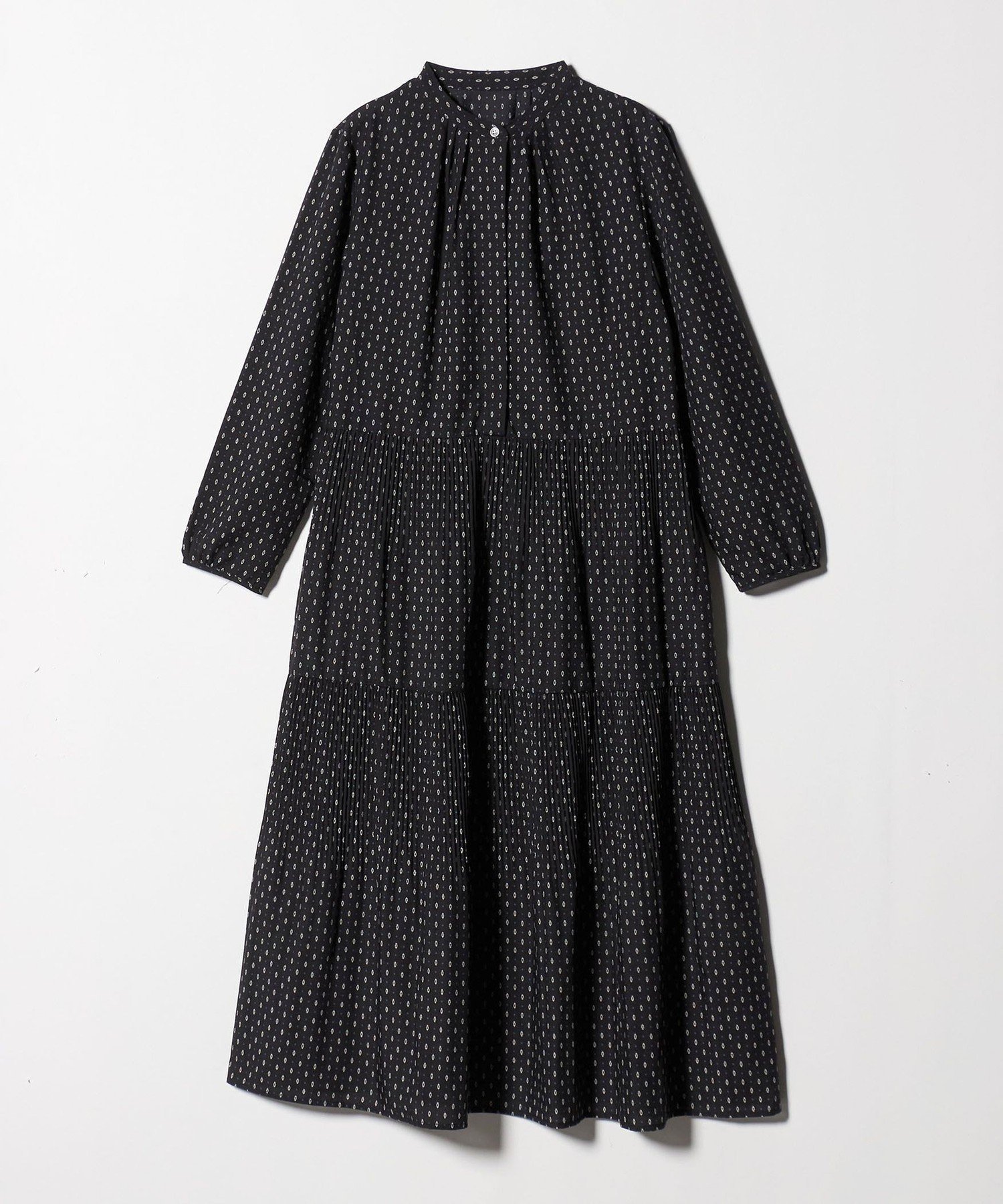 【ユナイテッドアローズ/UNITED ARROWS】のティアード プリーツワンピース A DAY IN THE LIFE インテリア・キッズ・メンズ・レディースファッション・服の通販 founy(ファニー) ファッション Fashion レディースファッション Fashion for Women ワンピース Dresses 秋 Autumn クラシカル Classical, Vintage-Inspired シューズ Shoes, Footwear スニーカー Sneakers, Trainers ティアード Tiered, Tiered Style トレンド Trend, Trending Now バランス Balance, Style Balance バレエ Ballet, Ballet Style プリーツ Pleats, Pleated ロング Long, Long-Length アウトレット Outlet / Clearance エレガント 上品 Elegant ビジネス 仕事 通勤 Business / Work / Commuting 結婚式 Wedding 二次会 After Party その他4|ID: prp329100004794544 ipo3291000000034787374