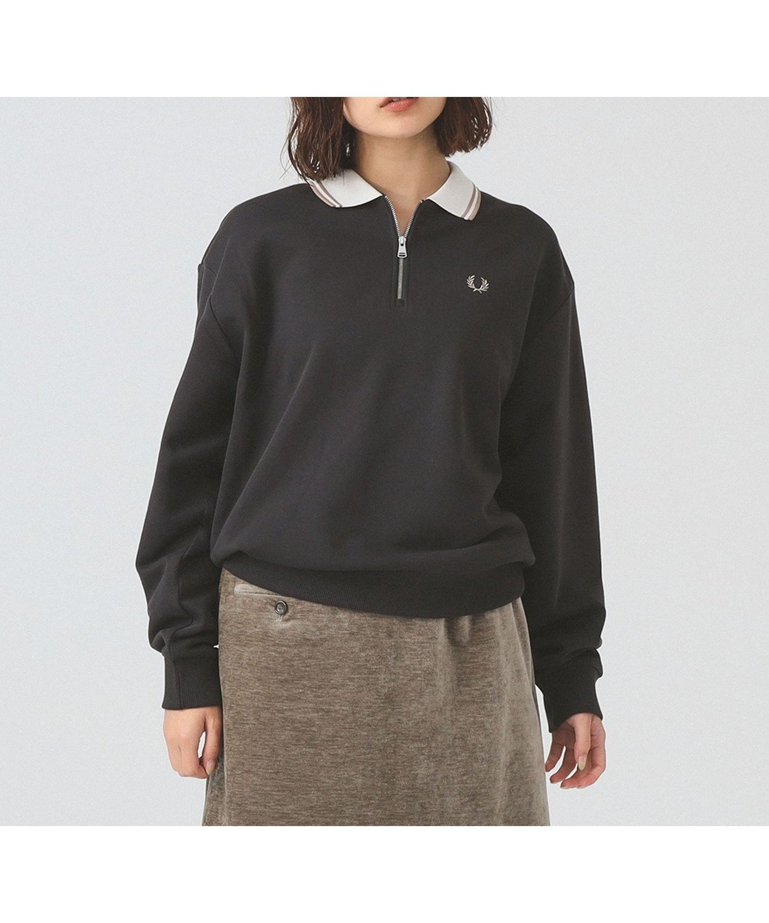 【ビームス ウイメン/BEAMS】のFRED PERRY / Zip Neck Collar Sweatshirt インテリア・キッズ・メンズ・レディースファッション・服の通販 founy(ファニー) ファッション Fashion レディースファッション Fashion for Women トップス・カットソー Cut & Sew Tops シャツ・ブラウス・オフィスカジュアル Elegant Blouses & Button-Ups レディースパーカー・カジュアルフーディー Casual Hoodies & Sweatshirts ロングTシャツ・Tシャツ Longline T-Shirts & Tees スウェット・クルーネックトップス Sweatshirts & Crewnecks / Relaxed Fit Sweat Tops クラシック Classic, Timeless Style ベスト Vest, Waistcoat ポロシャツ Polo Shirt, Collared Tee モダン Modern, Contemporary リラックス Relax, Relaxed Fit ロンドン London Style, British Inspired エレガント 上品 Elegant ANCHOR_GREY|ID: prp329100004794588 ipo3291000000034787671