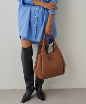 【イアクッチ/IACUCCI】のボルゴ ALCE 人気、トレンドファッション・服の通販 founy(ファニー) ファッション Fashion レディースファッション Fashion for Women エレガント 上品 Elegant 春 Spring コレクション Collection, Seasonal Line ショルダー Shoulder, Shoulder Strap シンプル Simple, Minimal フォルム Silhouette, Form フロント Front, Front Design ポケット Pocket, Pocket Detail マグネット Magnet, Magnetic Closure ワイド Wide, Wide Fit ワンポイント One Point, Statement Accent S/S・春夏 SS, Spring/Summer, Warm Season 夏 Summer ビジネス 仕事 通勤 Business / Work / Commuting 2025年 2025 2025春夏・S/S Spring/Summer 2025 SS25 |ID:prp329100004794631