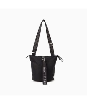 【マリメッコ/marimekko】のCarry All Solid ショルダーバッグ 人気、トレンドファッション・服の通販 founy(ファニー) ファッション Fashion レディースファッション Fashion for Women バッグ Bags キャンバス Canvas, Canvas Fabric シンプル Simple, Minimal スクエア Square, Square Shape ポケット Pocket, Pocket Detail ポーチ Pouch, Small Case ミックス Mix, Mixed Style モダン Modern, Contemporary エレガント 上品 Elegant 無地 Plain, Solid Color 財布 Wallet, Purse |ID:prp329100004794645