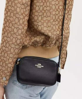 【コーチ/COACH】の【公式】ミニ ジェイミー カメラ バッグ 人気、トレンドファッション・服の通販 founy(ファニー) ファッション Fashion レディースファッション Fashion for Women バッグ Bags iPhone アイフォーン iPhone カメラ Camera Accessories シューズ Shoes, Footwear ショルダー Shoulder, Shoulder Strap ジップ Zip, Zipper ポケット Pocket, Pocket Detail ラップ Wrap, Wrap Design 財布 Wallet, Purse |ID:prp329100004794652