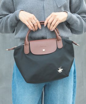 【セットアップセブン/SETUP7】のBEVERLY HILLS POLO CLUB/【別注】ナイロンPUハンドルトートバッグ 小 ポロ 人気、トレンドファッション・服の通販 founy(ファニー) ファッション Fashion レディースファッション Fashion for Women バッグ Bags アクセサリー Fashion Accessories 厚底 Platform Shoes ショルダー Shoulder, Shoulder Strap スキニー Skinny, Slim Fit スニーカー Sneakers, Trainers スラックス Slacks, Dress Pants セットアップ Set-Up, Coordinated Outfit ダウン Down, Puffer テクスチャー Texture, Textured Fabric デニム Denim, Jeans Material トレンド Trend, Trending Now トートバッグ Tote Bag, Large Shoulder Bag 定番 Standard, Basic Item ハーフ Half, Half-Length フォルム Silhouette, Form ポケット Pocket, Pocket Detail 別注 Limited Edition, Custom Order ムートン Shearling, Mouton ラップ Wrap, Wrap Design ロング Long, Long-Length ワイド Wide, Wide Fit 再入荷 Restock / Back in Stock エレガント 上品 Elegant ビジネス 仕事 通勤 Business / Work / Commuting |ID:prp329100004794656