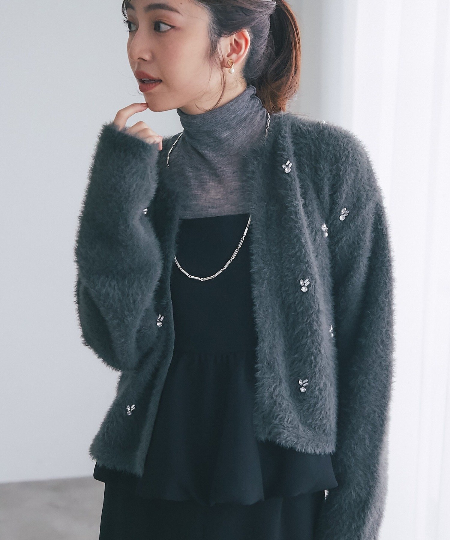 【ラブティックボンボン/La boutique BonBon】の【お気に入り選挙3位!】フェザーヤーンビジュー刺繍ジャケットカーディガン インテリア・キッズ・メンズ・レディースファッション・服の通販 founy(ファニー) ファッション Fashion レディースファッション Fashion for Women おすすめ Recommended / Our Picks カーディガン Cardigan, Knitwear ジャケット Jacket, Outerwear ストレッチ Stretch, Stretchy Fabric パール Pearl, Pearl Accent ビジュー Bijou, Jewel-like Accent チャコールグレー|ID: prp329100004794734 ipo3291000000034788906