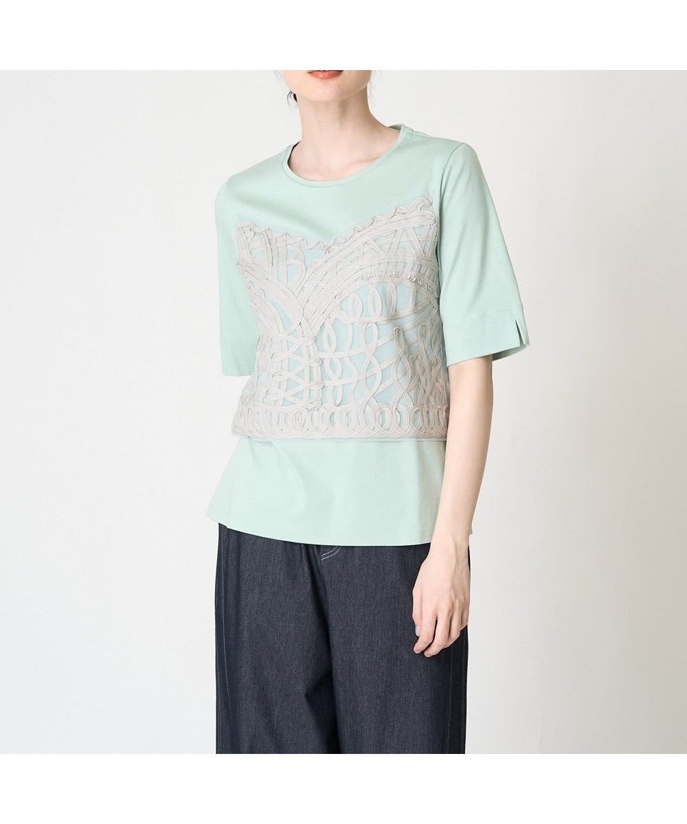 【クリスチャン オジャール/CHRISTIAN AUJARD】のオーガニック刺繍デザインTシャツ 人気、トレンドファッション・服の通販 founy(ファニー) 　ファッション　Fashion　レディースファッション　Fashion for Women　トップス・カットソー　Cut & Sew Tops　シャツ・ブラウス・オフィスカジュアル　Elegant Blouses & Button-Ups　ロングTシャツ・Tシャツ　Longline T-Shirts & Tees　おすすめ　Recommended / Our Picks　オーガニック　Organic Cotton　スリット　Slit, Slit Detail　チュール　Tulip, Tulip Motif　トレンド　Trend, Trending Now　バランス　Balance, Style Balance　エレガント 上品　Elegant　 other-1|ID: prp329100004794772 ipo3291000000034789220