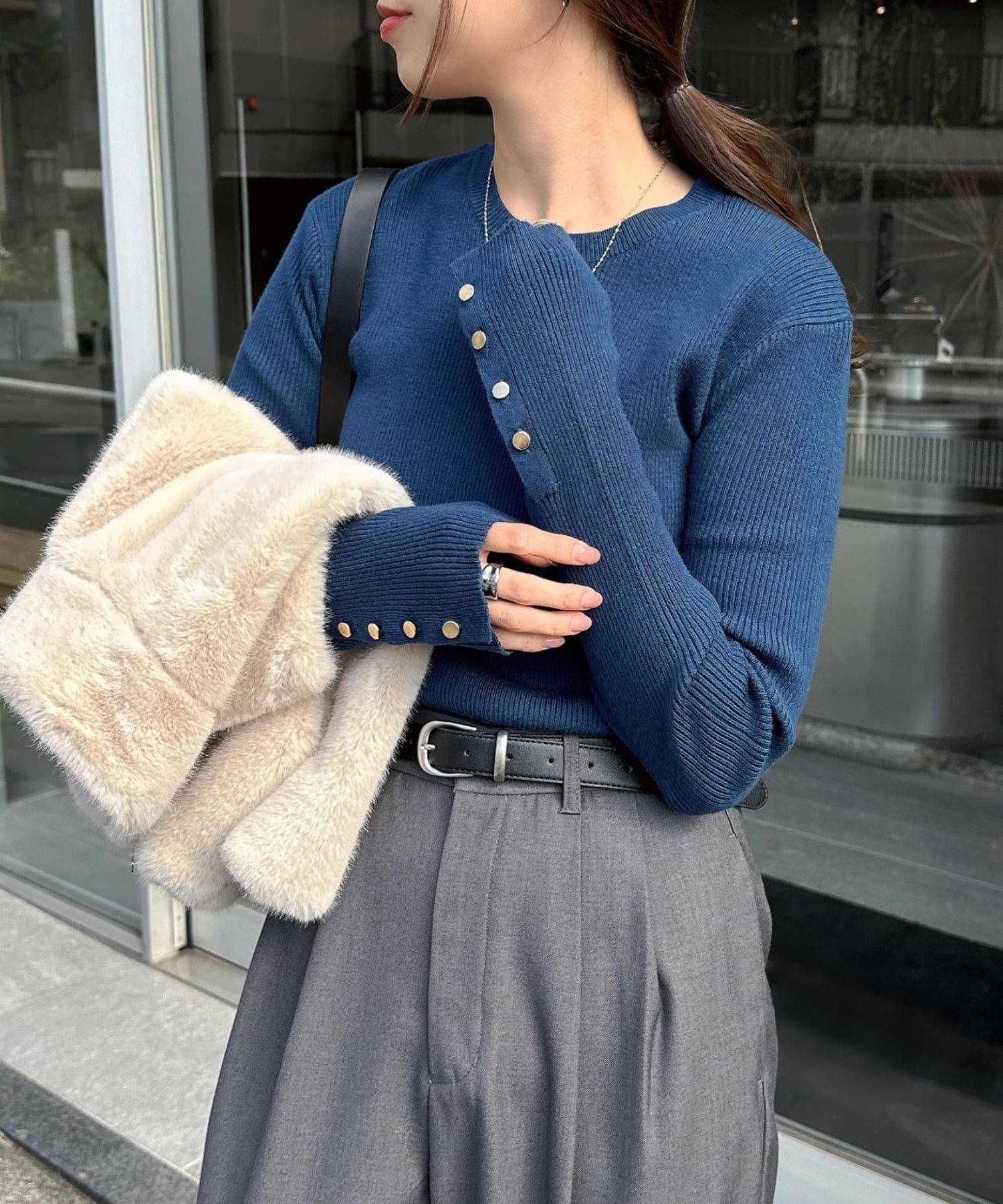 【アンドミー/andme】の金ボタン 長袖 リブ ニット トップス【無地/ボーダー】 インテリア・キッズ・メンズ・レディースファッション・服の通販 founy(ファニー) 　ファッション　Fashion　レディースファッション　Fashion for Women　トップス・カットソー　Cut & Sew Tops　ニット　Knit Tops & Sweaters　ストレッチ　Stretch, Stretchy Fabric　ベーシック　Basic, Essential　ボーダー　Border, Stripe　無地　Plain, Solid Color　長袖　Long Sleeve, Full Sleeve　インクブルー|ID: prp329100004794835 ipo3291000000034789615